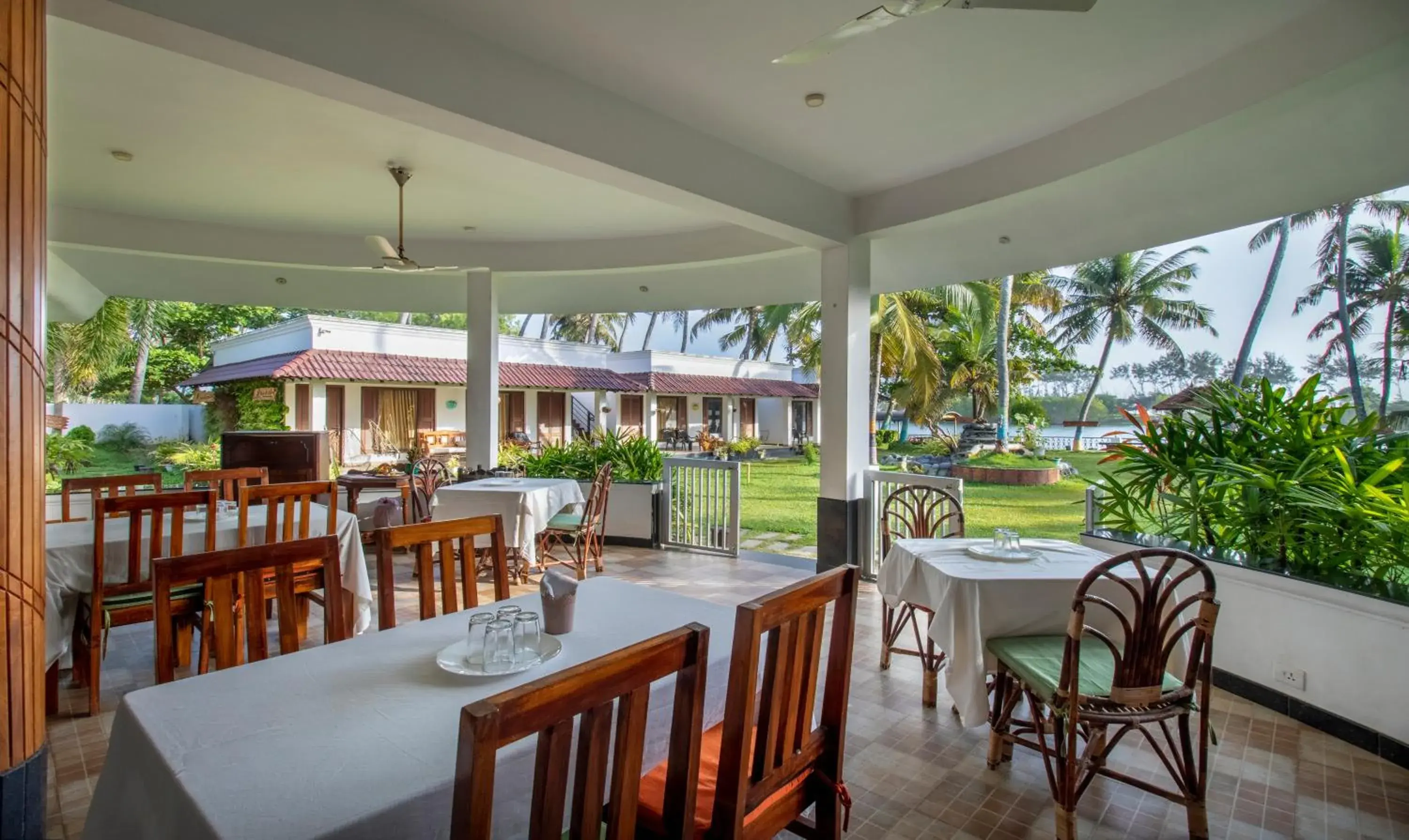 Restaurant/places to eat in Treebo Majestic Retreat Restaurant/places to eat in Treebo Majestic Retreat