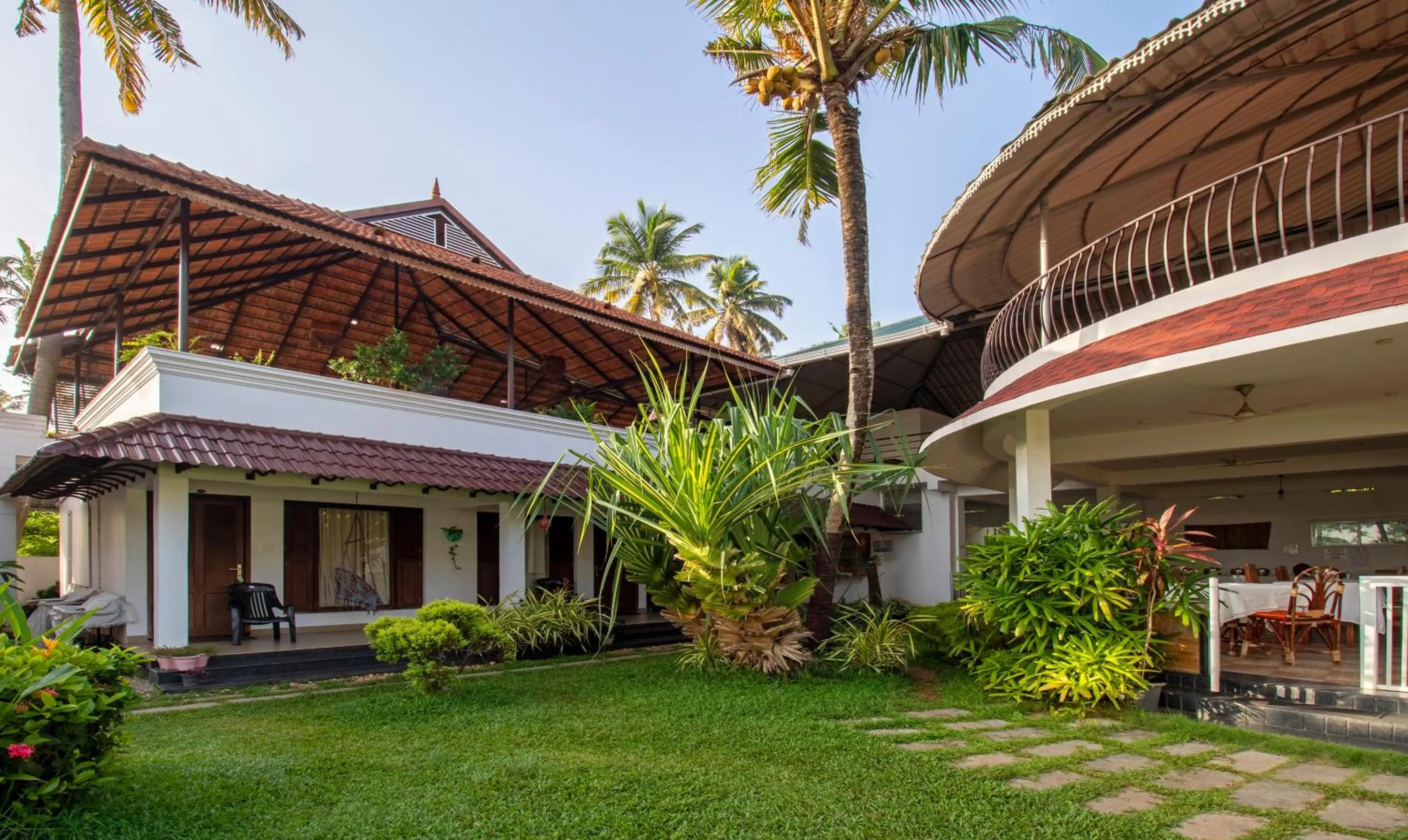 Facade/entrance in Treebo Majestic Retreat