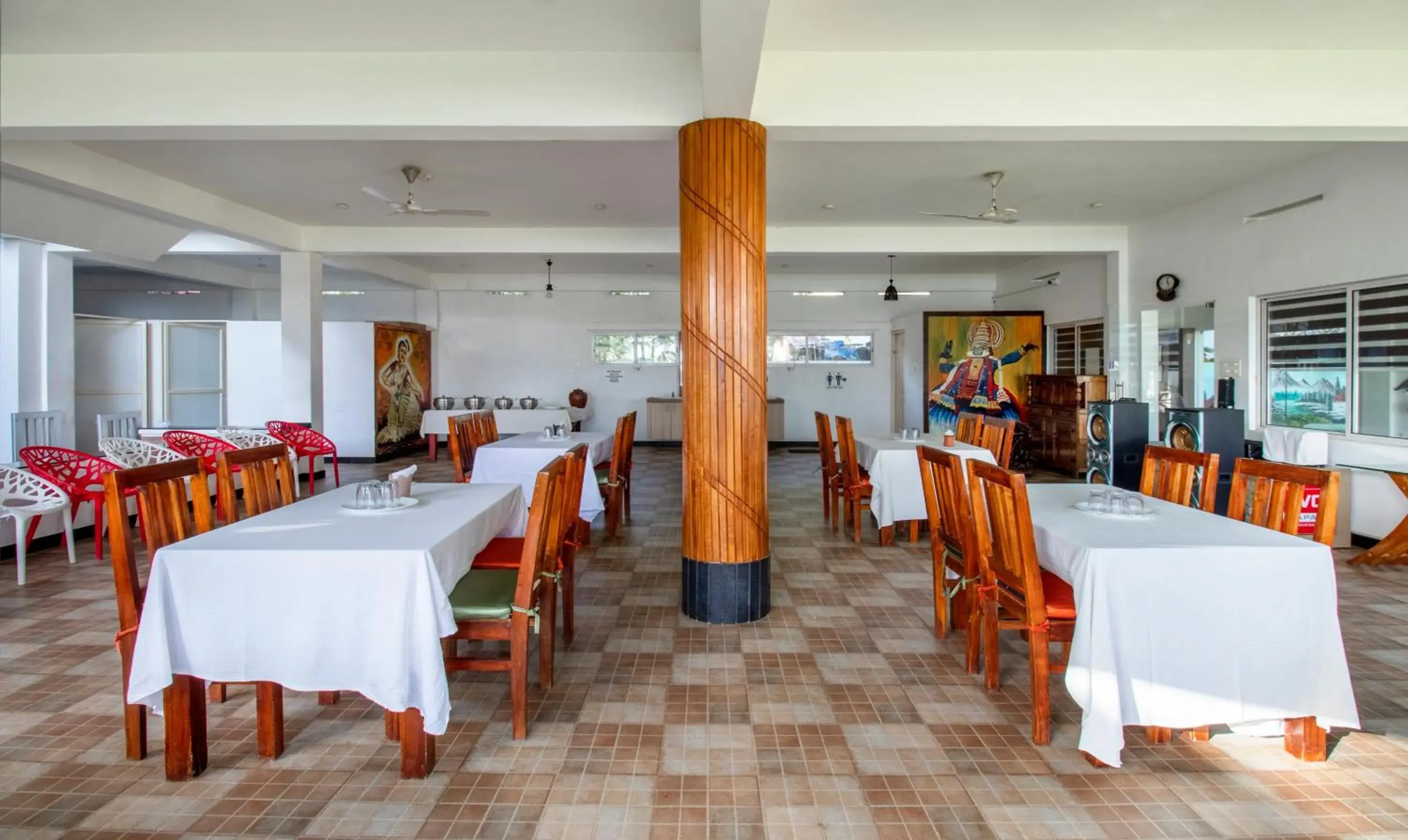 Restaurant/places to eat in Treebo Majestic Retreat Restaurant/places to eat in Treebo Majestic Retreat