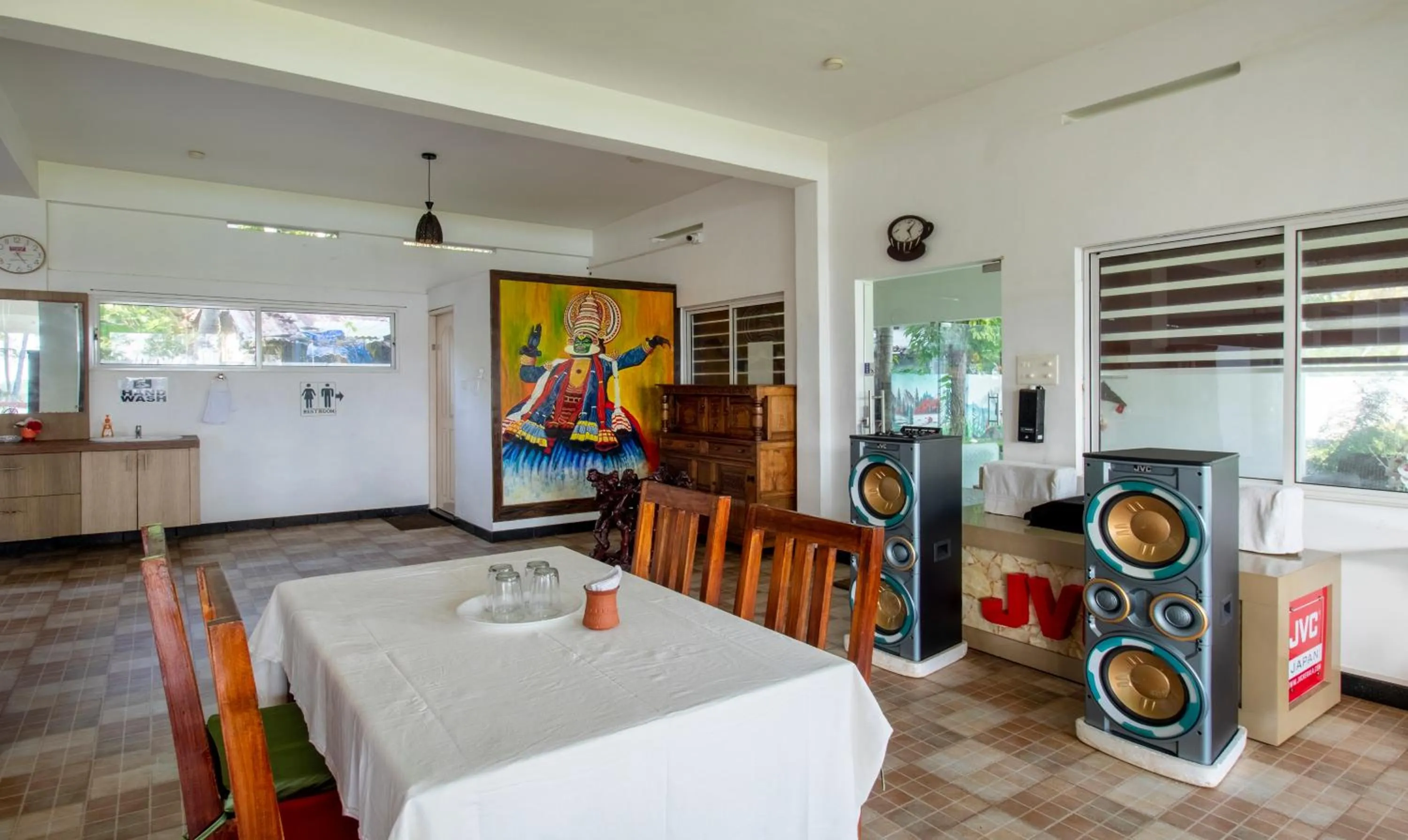 Dining area in Treebo Majestic Retreat