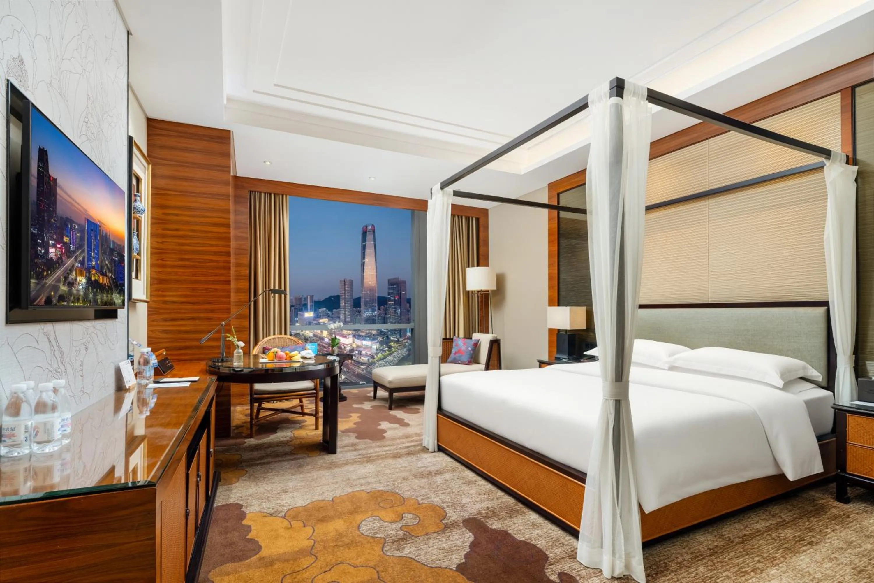 Photo of the whole room, Bed in Dongguan Kande International Hotel