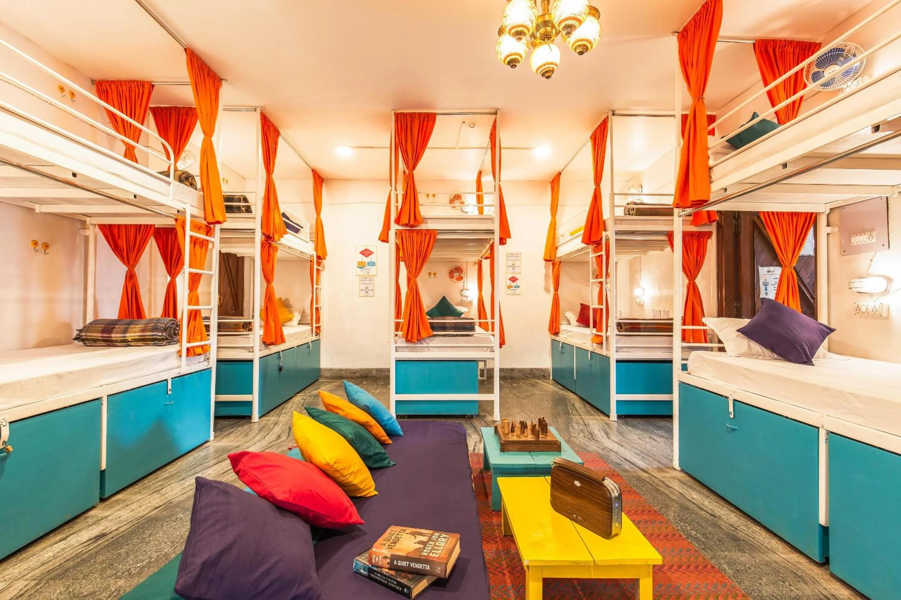 Bed in goSTOPS Lite Varanasi