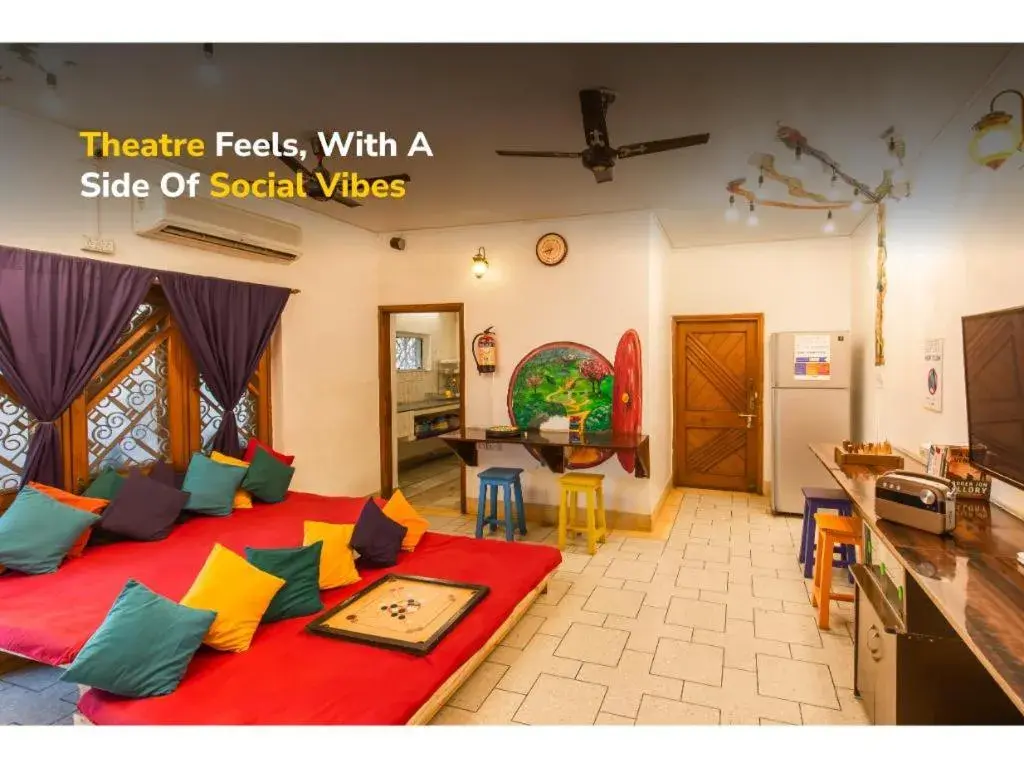 Bed in goSTOPS Lite Varanasi Bed in goSTOPS Lite Varanasi