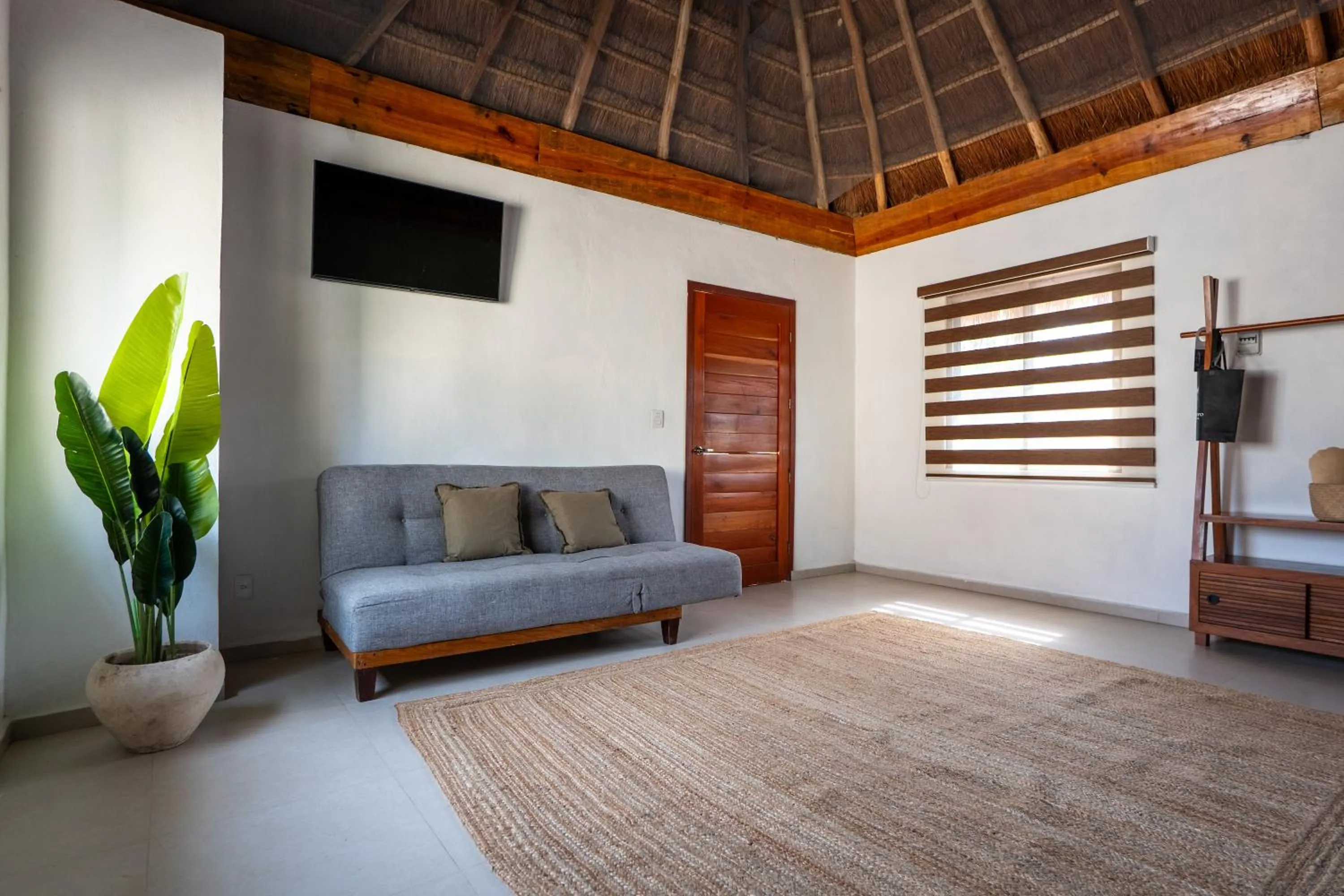 Property building in Alma de Zorro