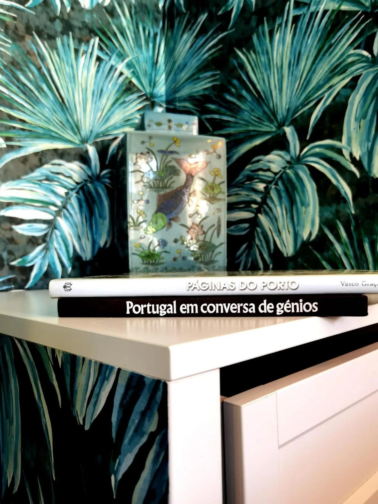 Decorative detail in Monsenhor52