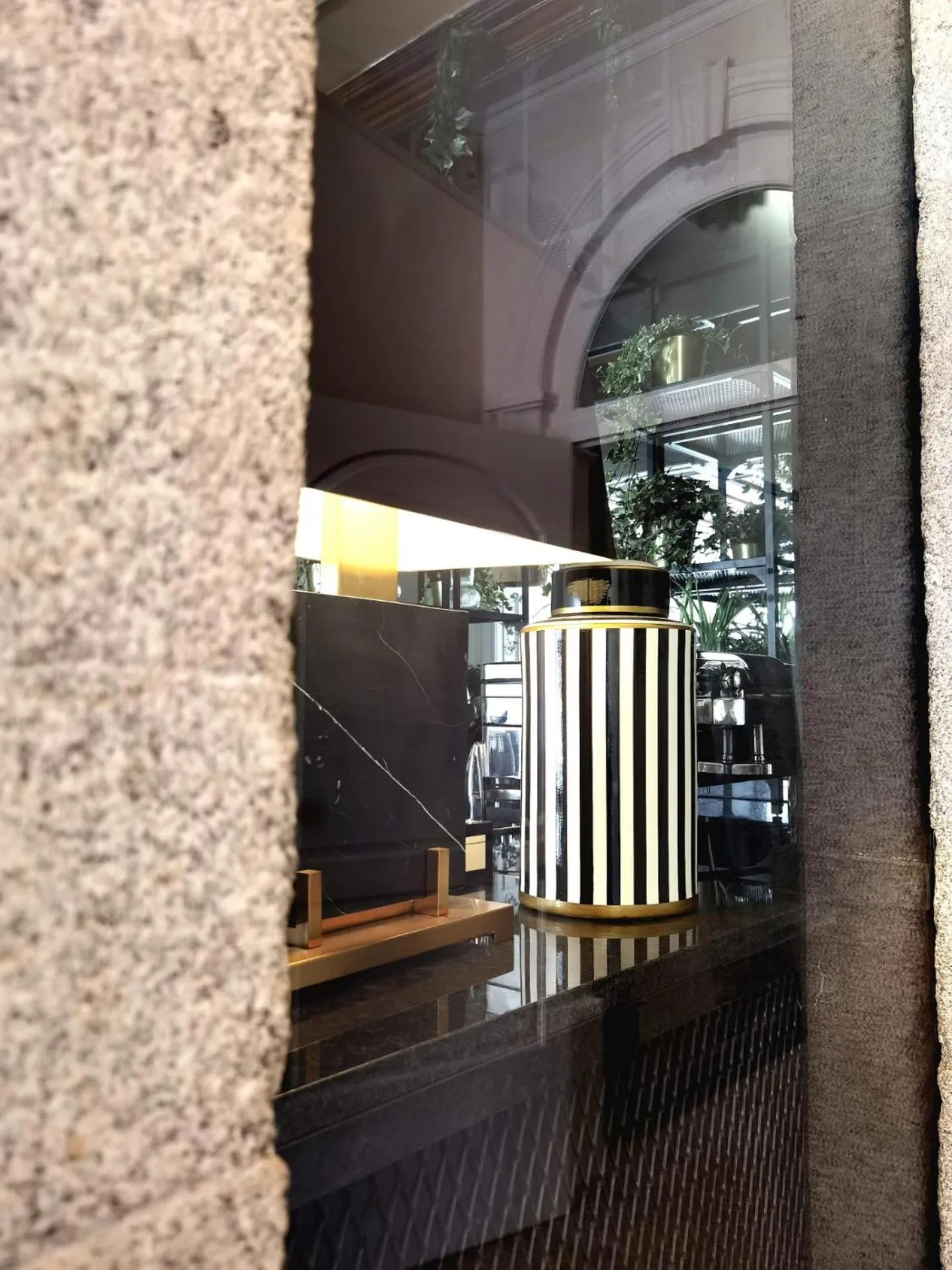 Decorative detail in Monsenhor52