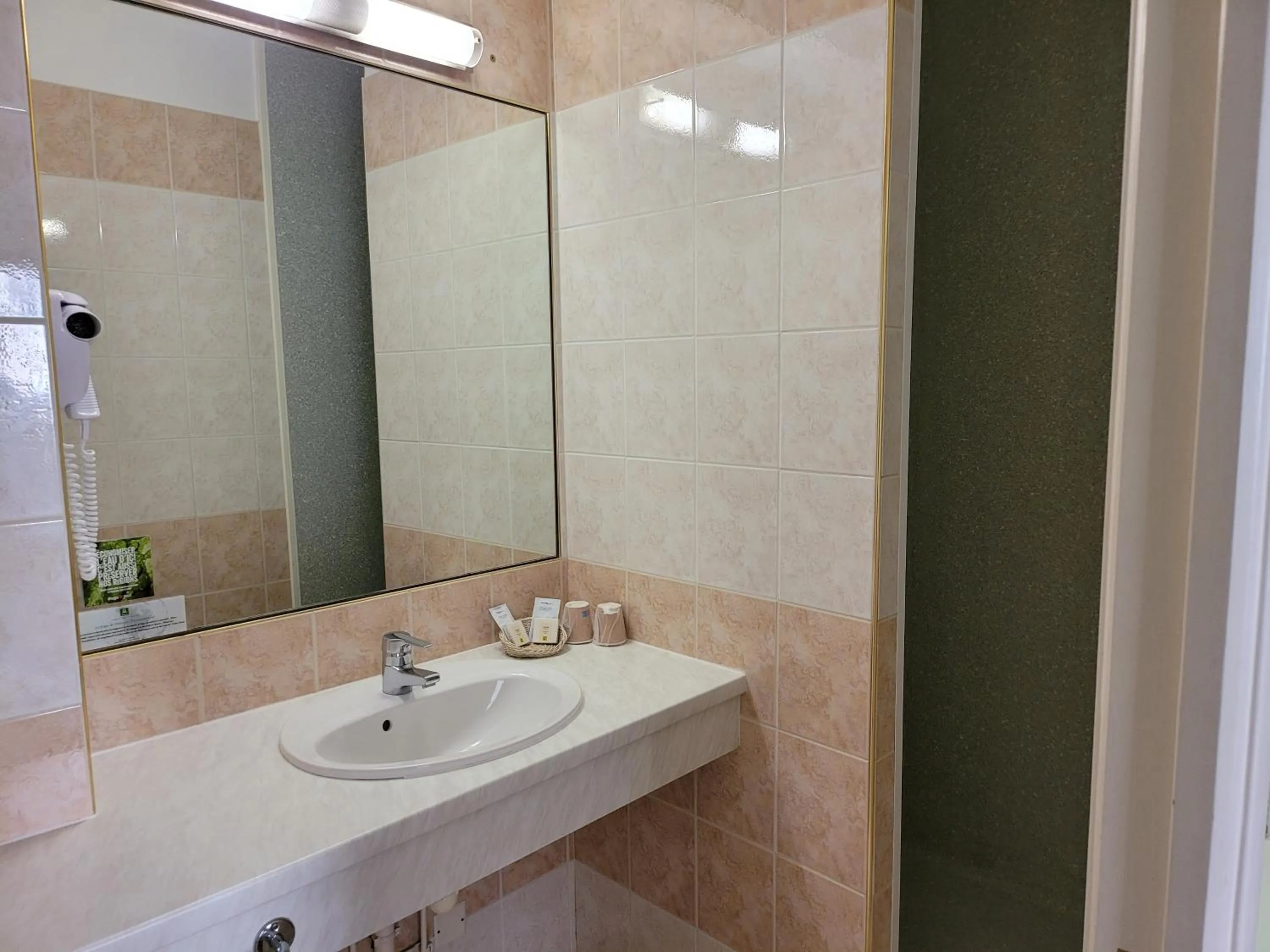 L'AUBERGE DE L'OLIVE