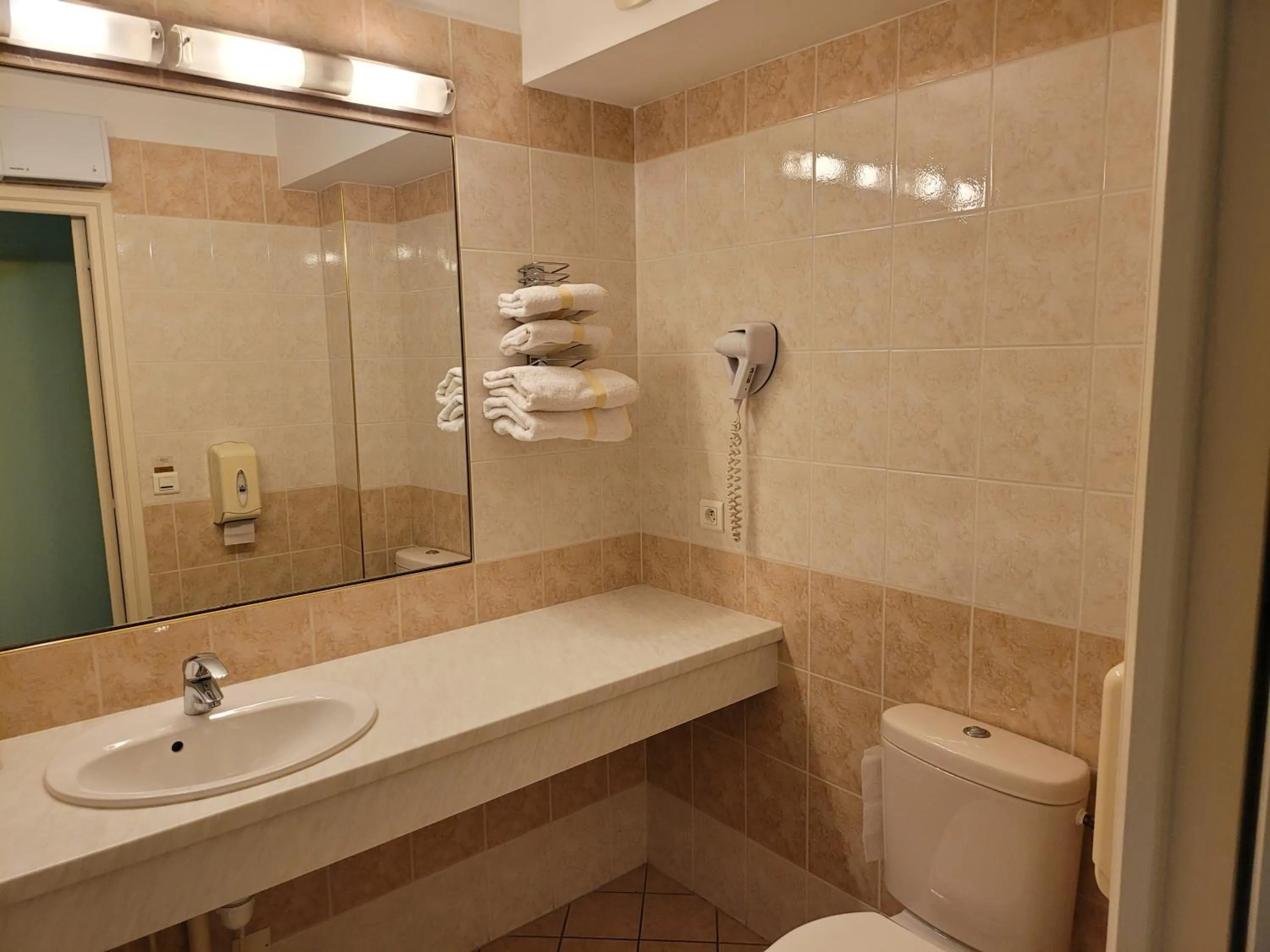 L'AUBERGE DE L'OLIVE