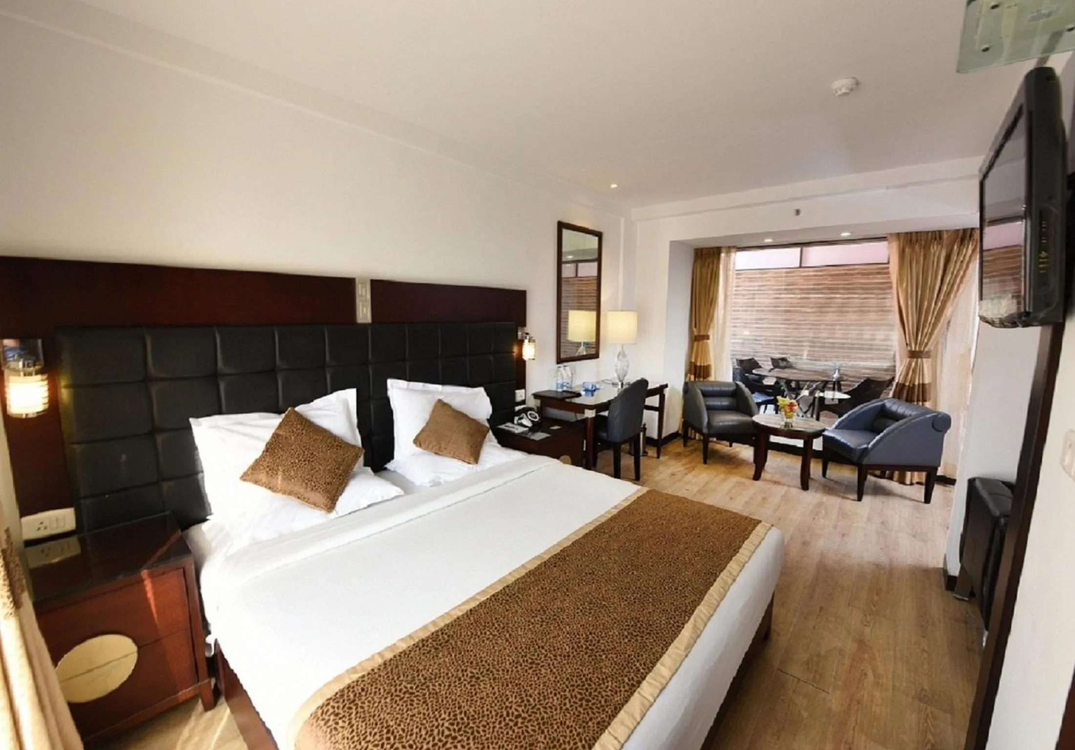 Property building in The CORPORATE