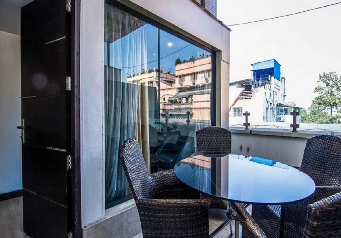 Restaurant/places to eat in The CORPORATE Restaurant/places to eat in The CORPORATE