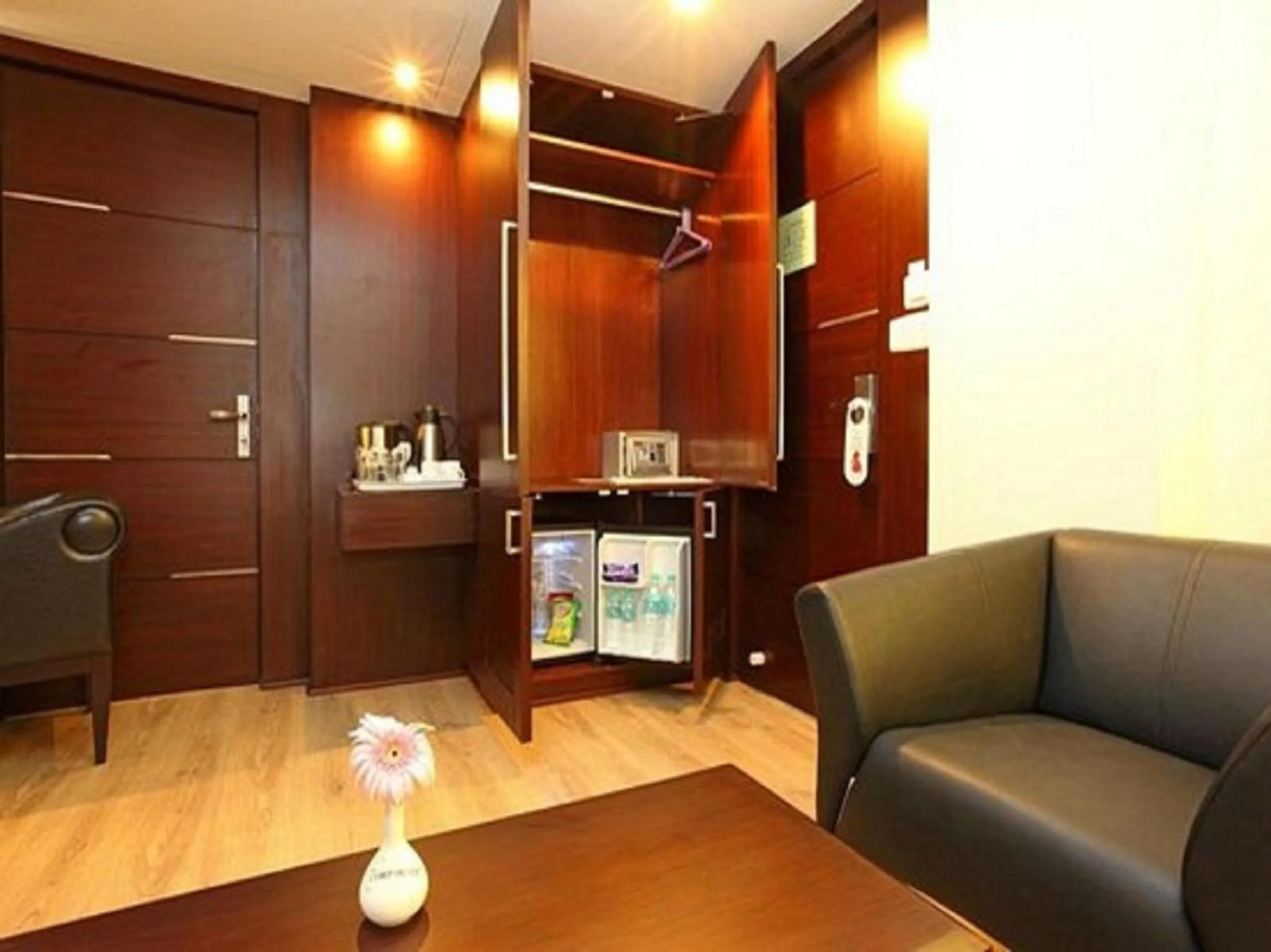 Property building in The CORPORATE