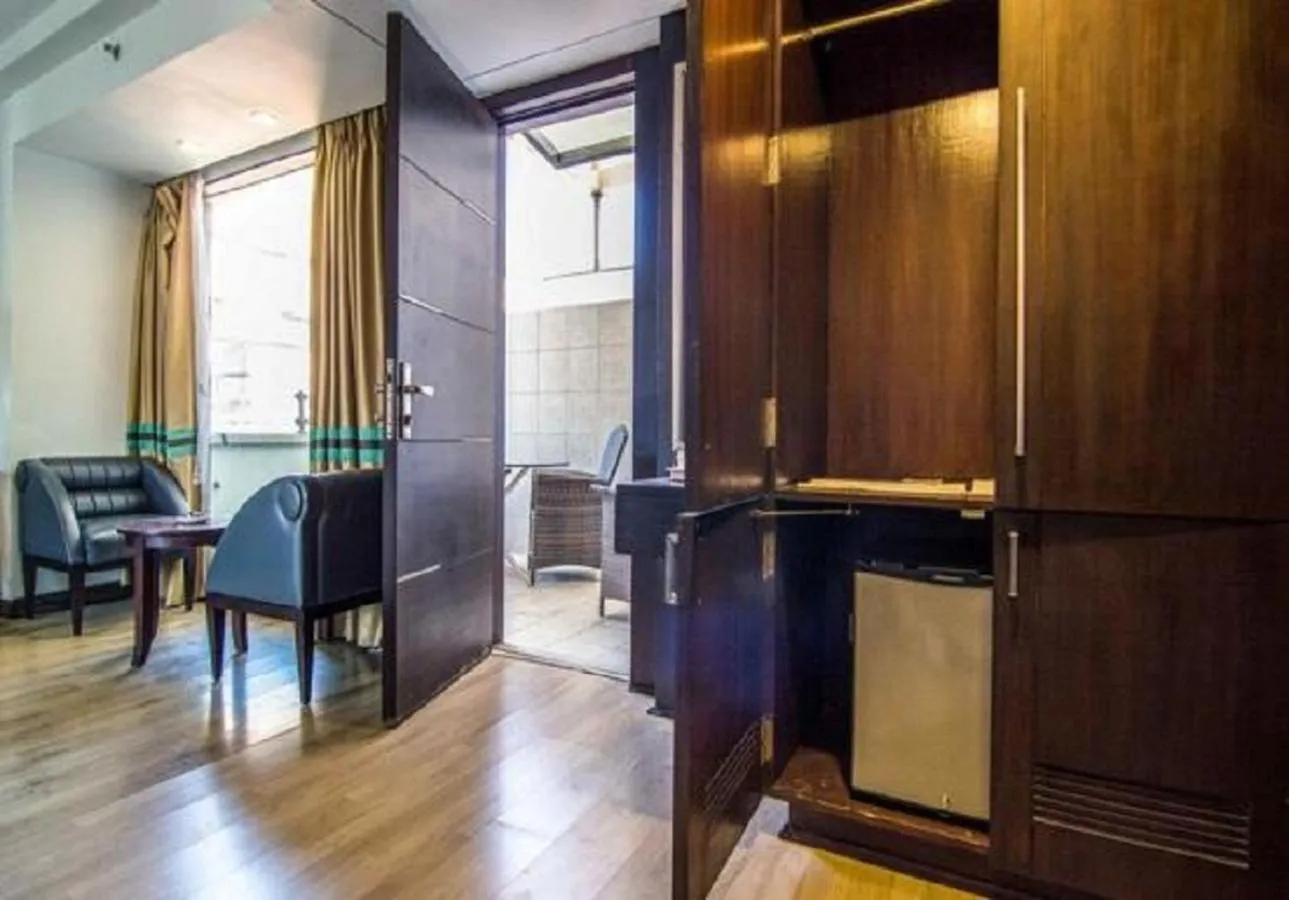 Shower in The CORPORATE