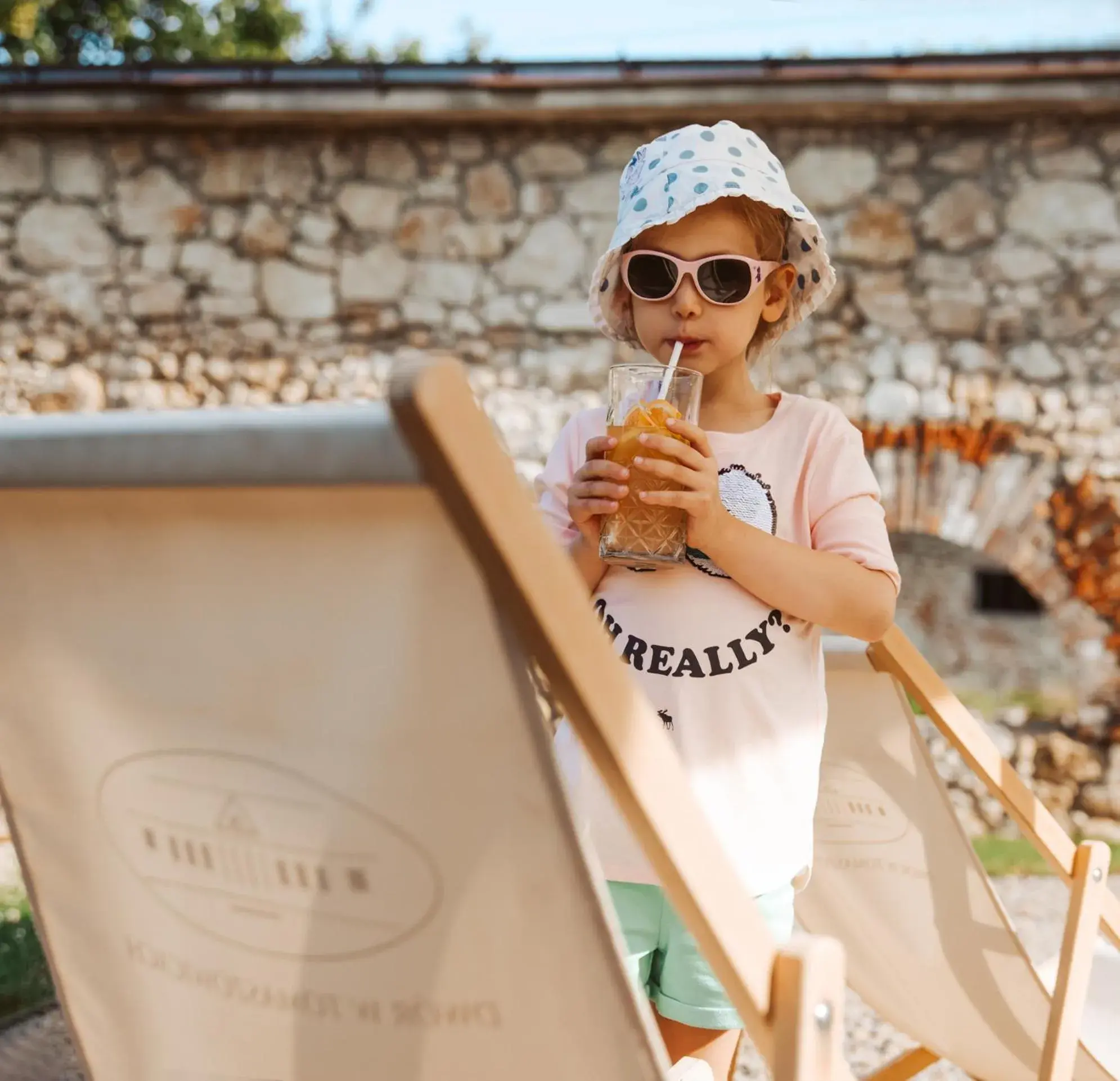 Restaurant/places to eat in Dwór w Tomaszowicach Restaurant/places to eat in Dwór w Tomaszowicach