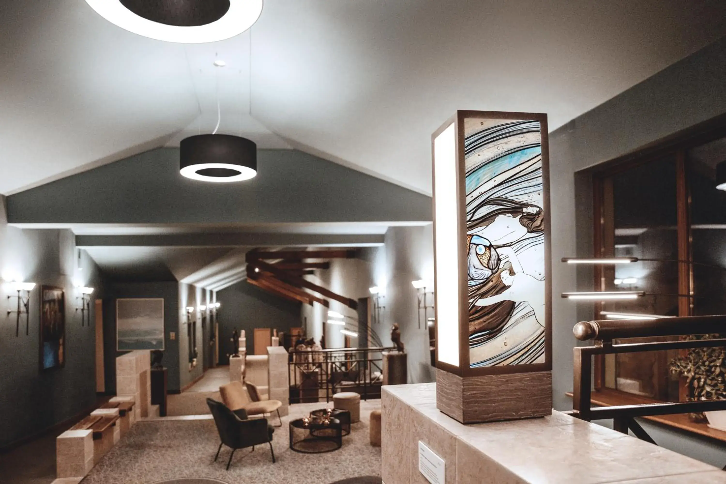 Lounge or bar in Dwór w Tomaszowicach Lounge or bar in Dwór w Tomaszowicach