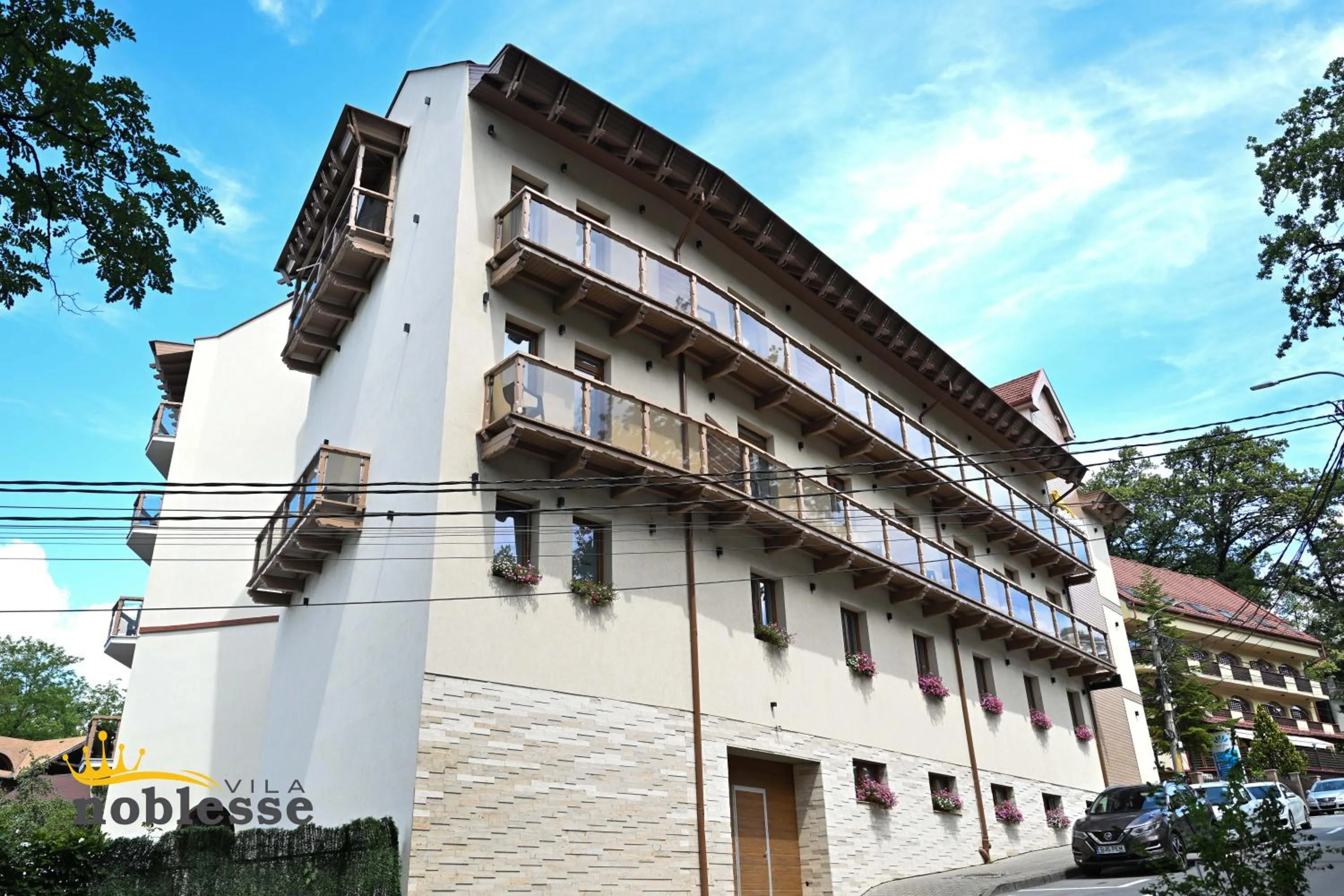 Property building in Vila Noblesse