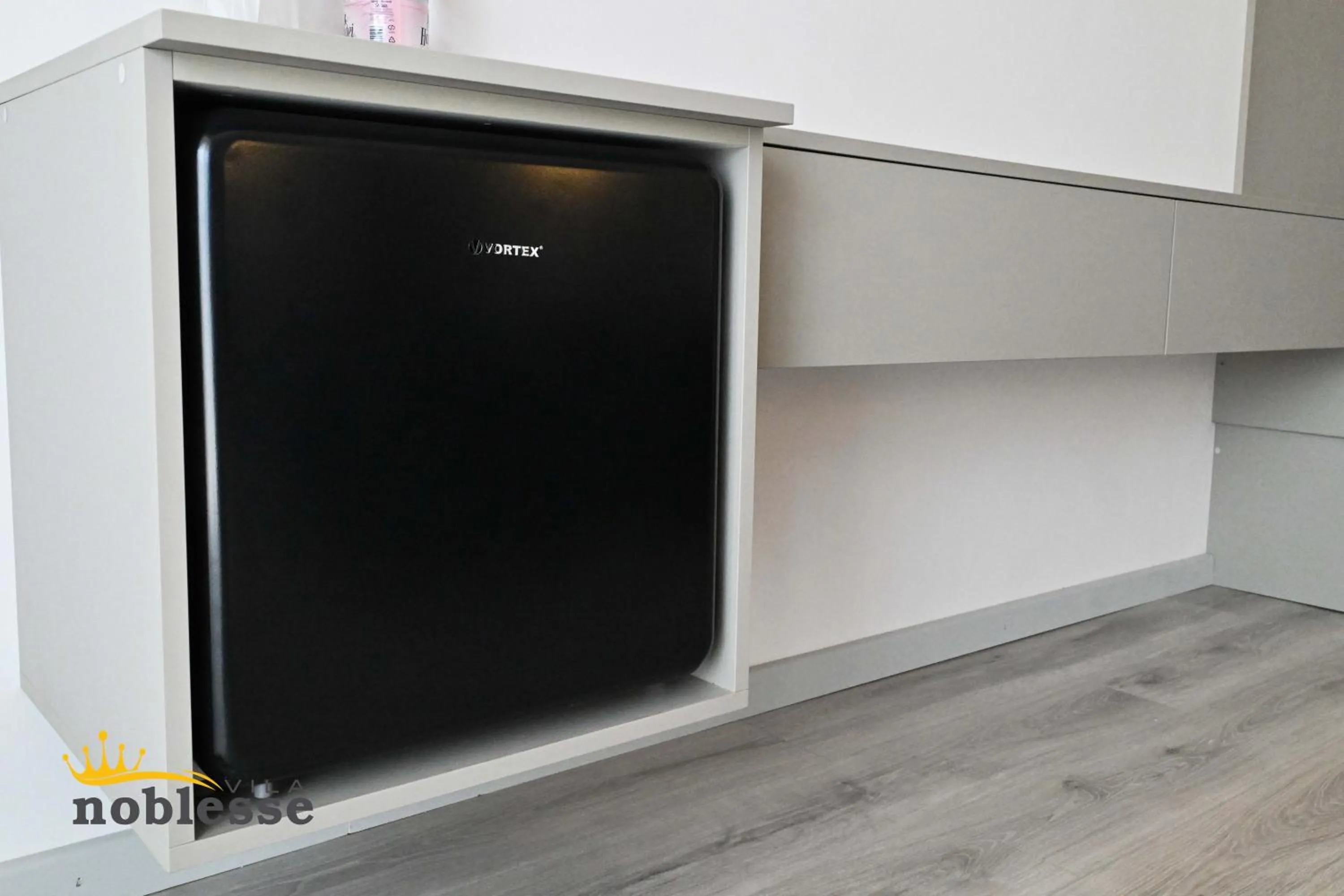 wardrobe in Vila Noblesse