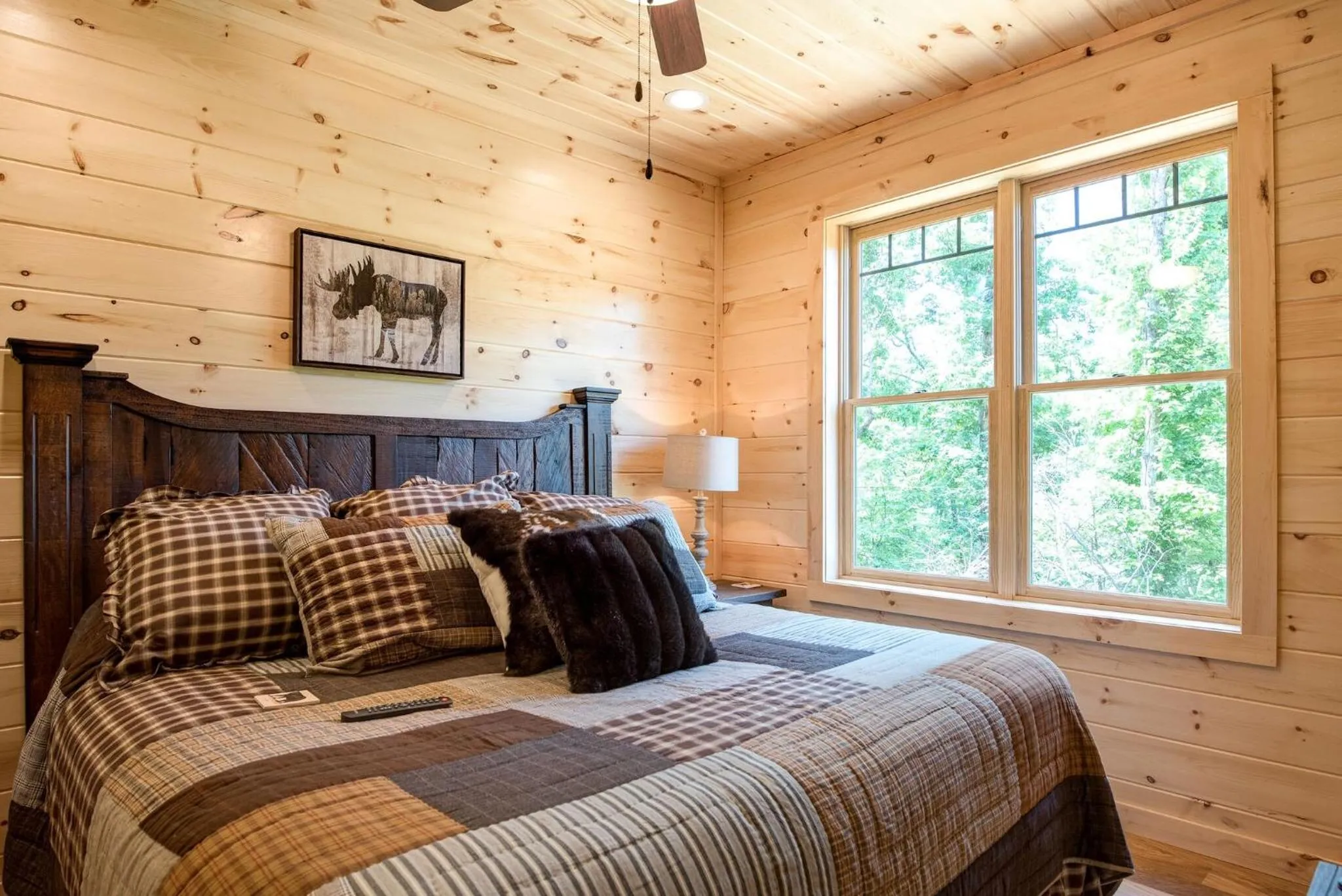 Property building, Bed in Smoky Haven