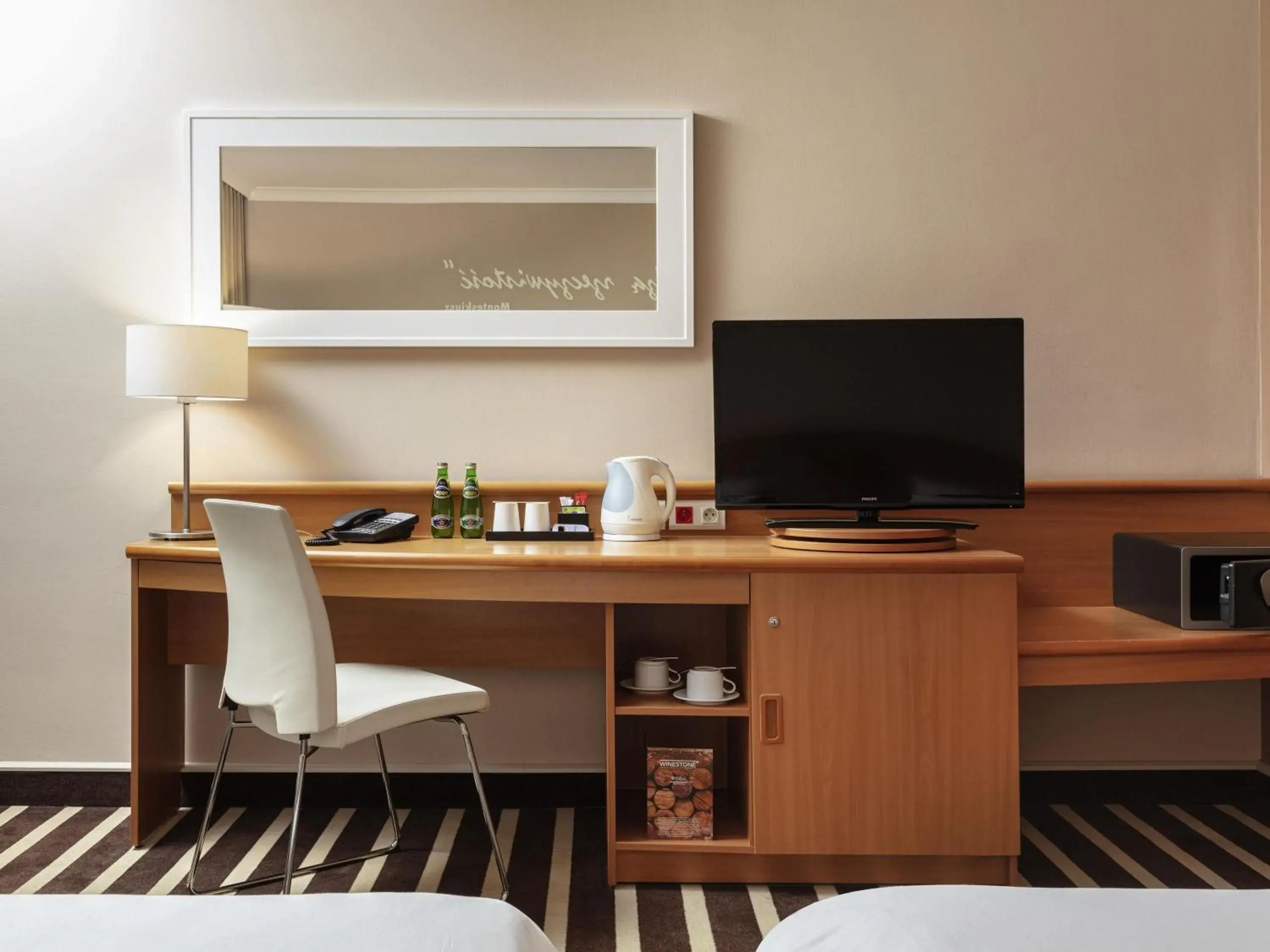 Standard Twin Room in Novotel Poznan Centrum Standard Twin Room in Novotel Poznan Centrum