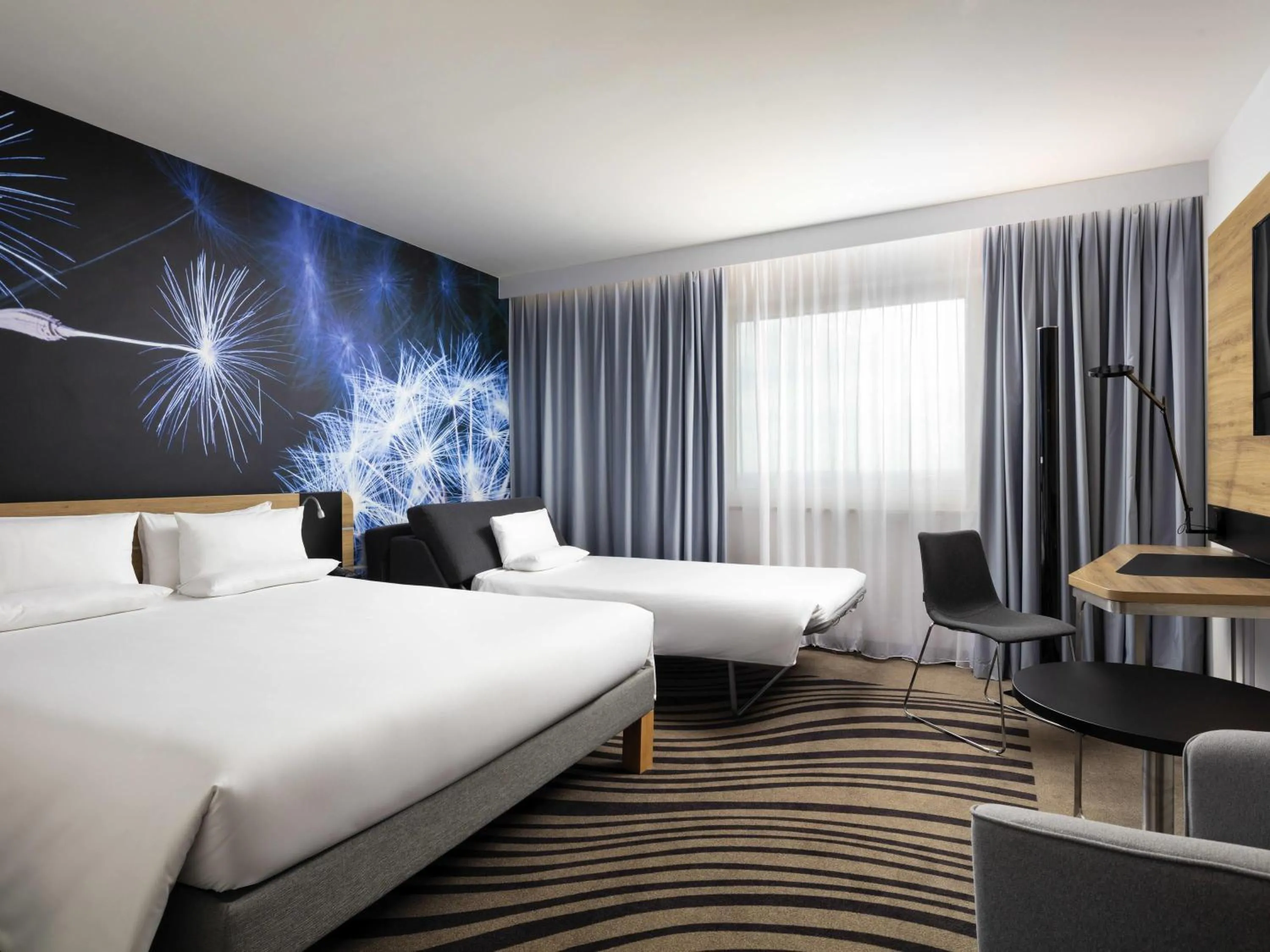 Bedroom, Bed in Novotel Poznan Centrum