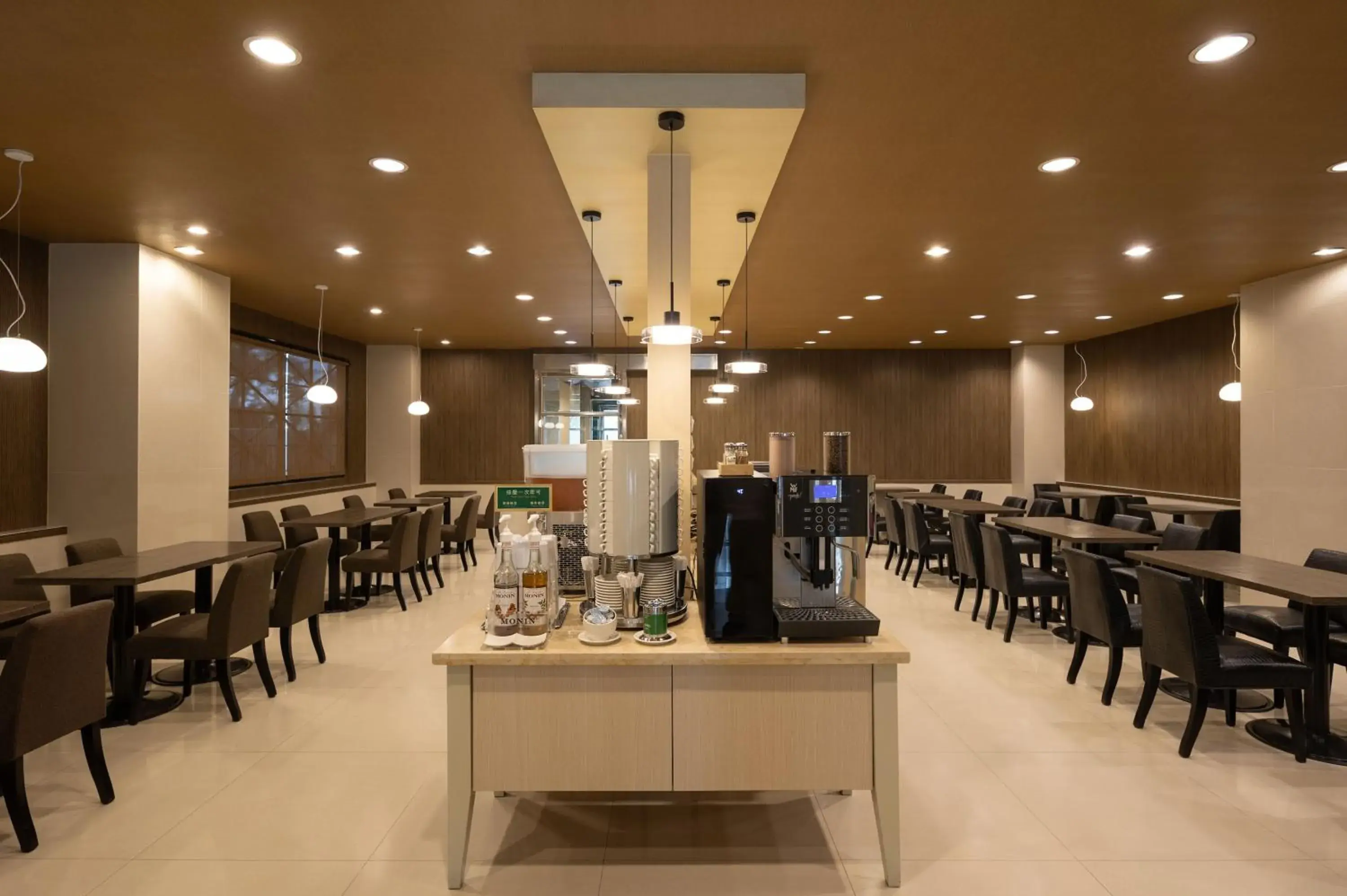 Restaurant/places to eat in Kindness Hotel - Tainan Mingsheng Branch Restaurant/places to eat in Kindness Hotel - Tainan Mingsheng Branch