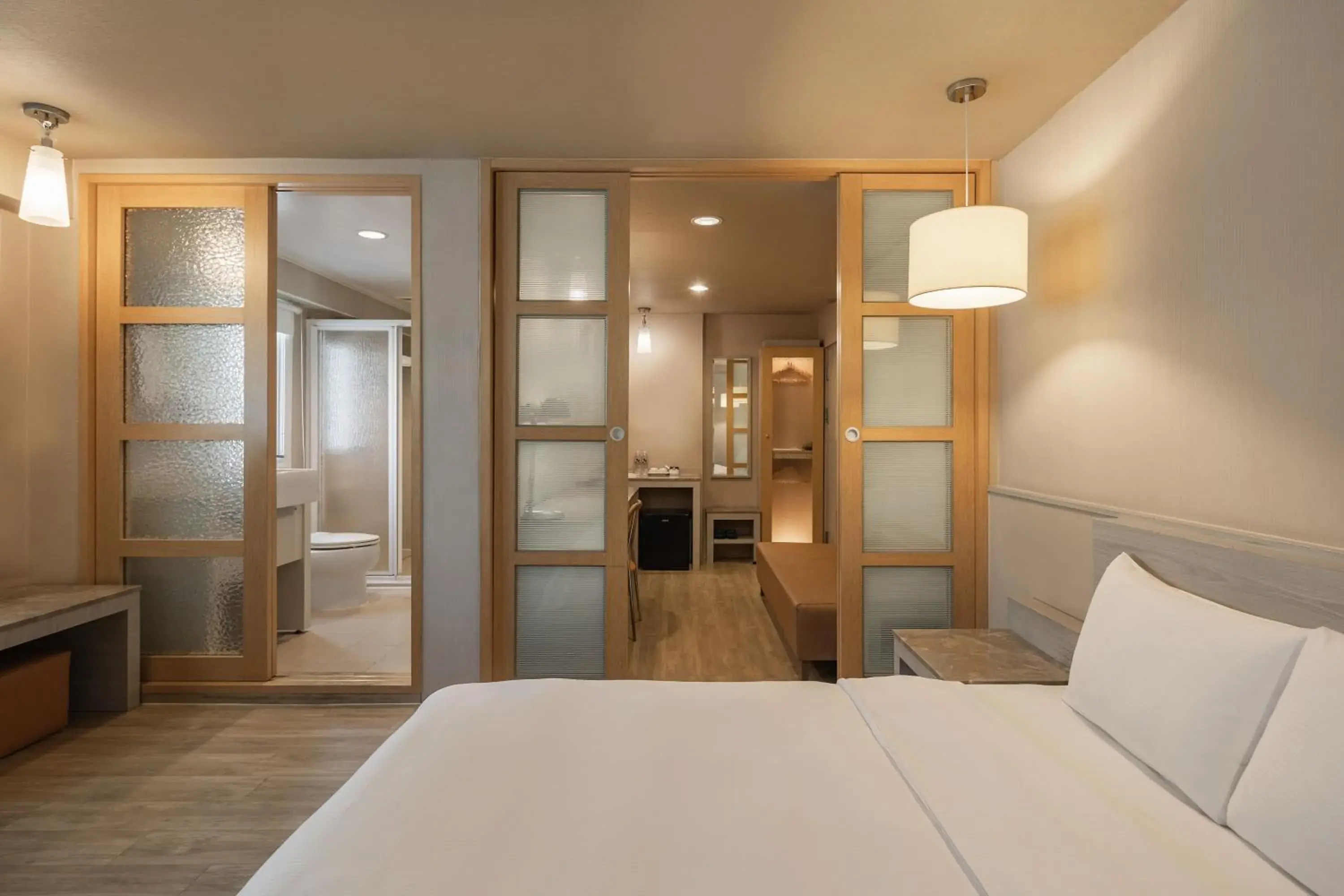 Coffee/tea facilities, Bed in Kindness Hotel - Hanshen Coffee/tea facilities, Bed in Kindness Hotel - Hanshen