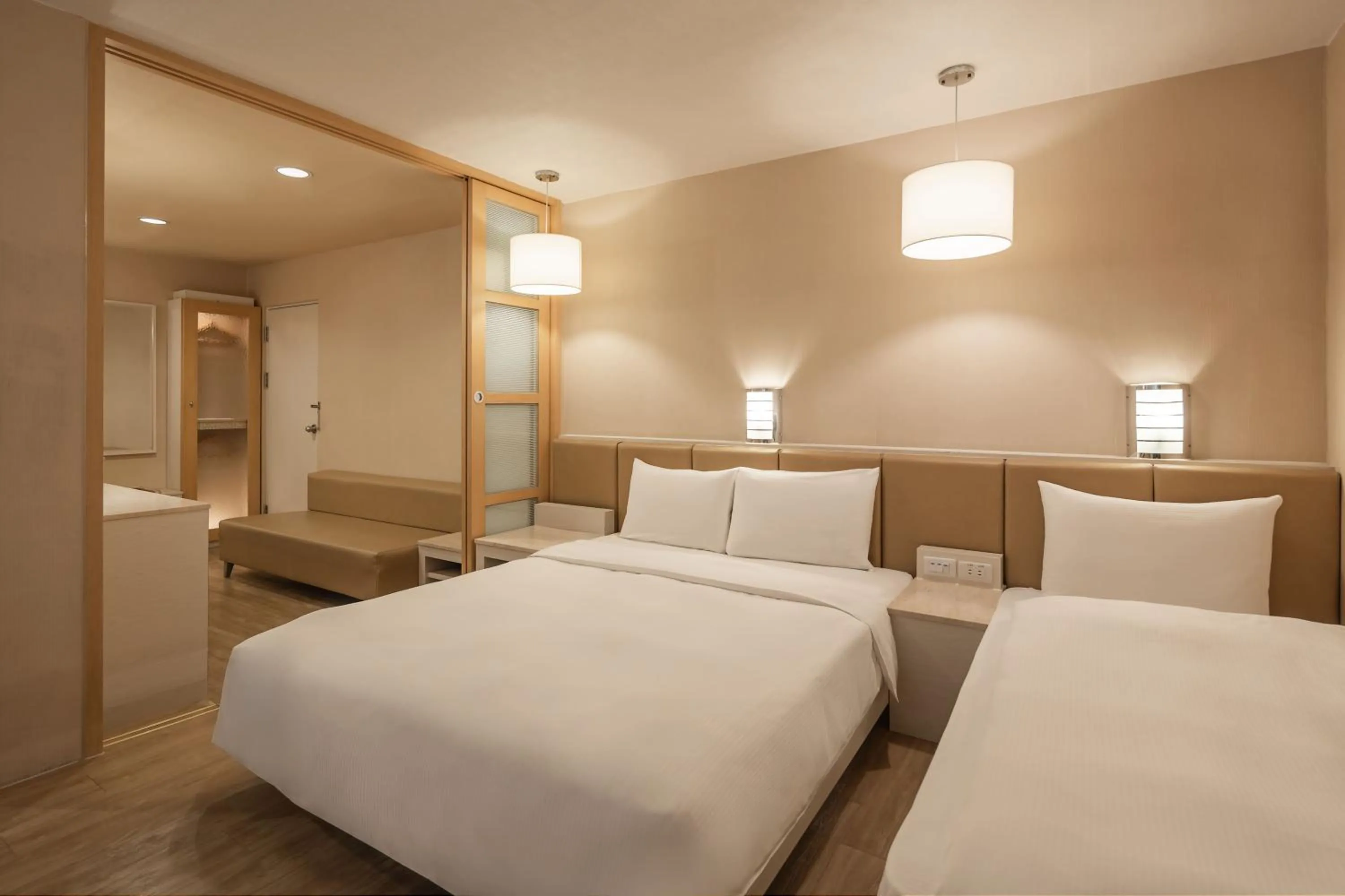 TV and multimedia, Bed in Kindness Hotel - Hanshen