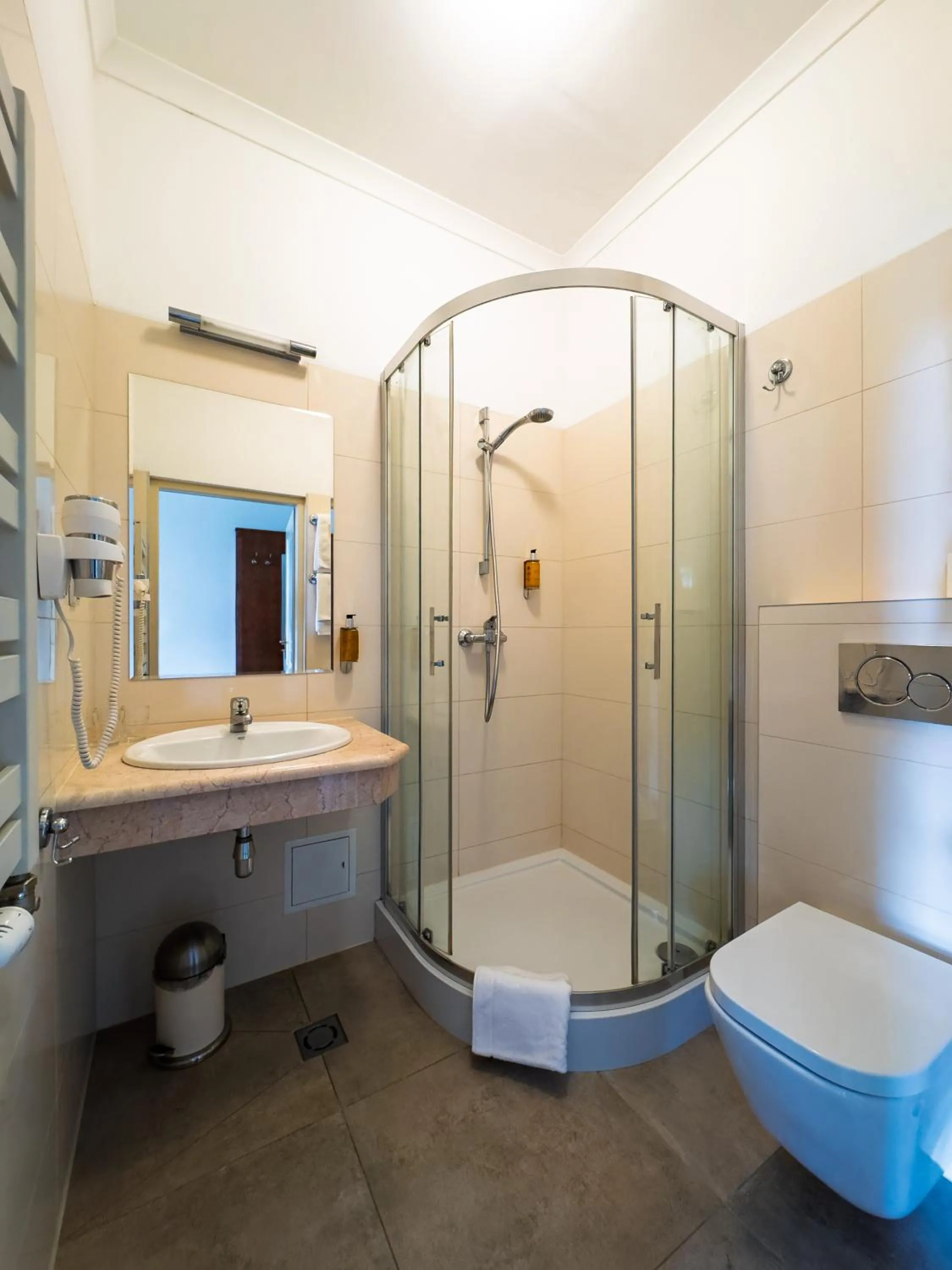 Bathroom in Hotel Polonia