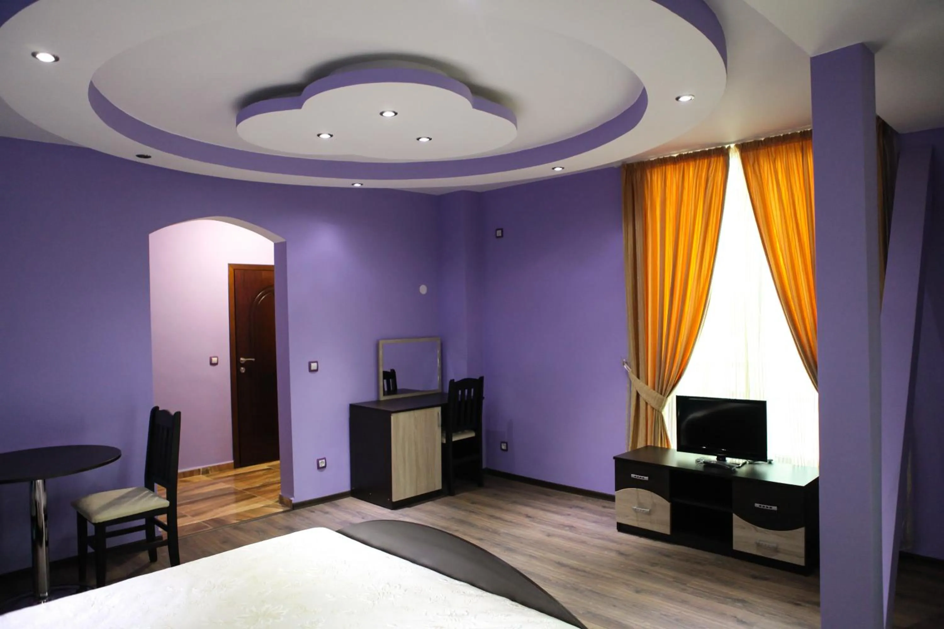 Photo of the whole room, Bed in Meatsa Hotel