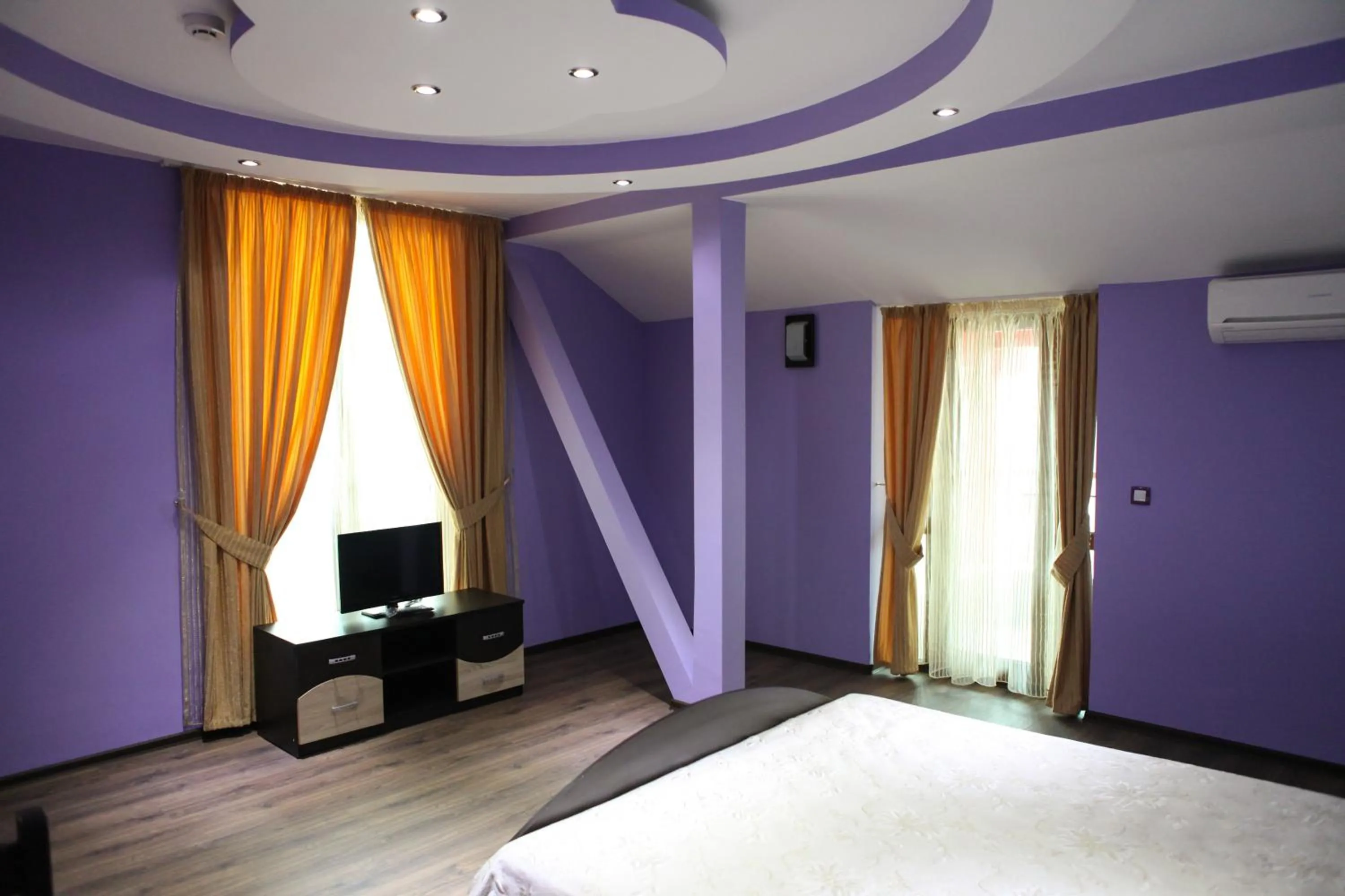 Bed in Meatsa Hotel