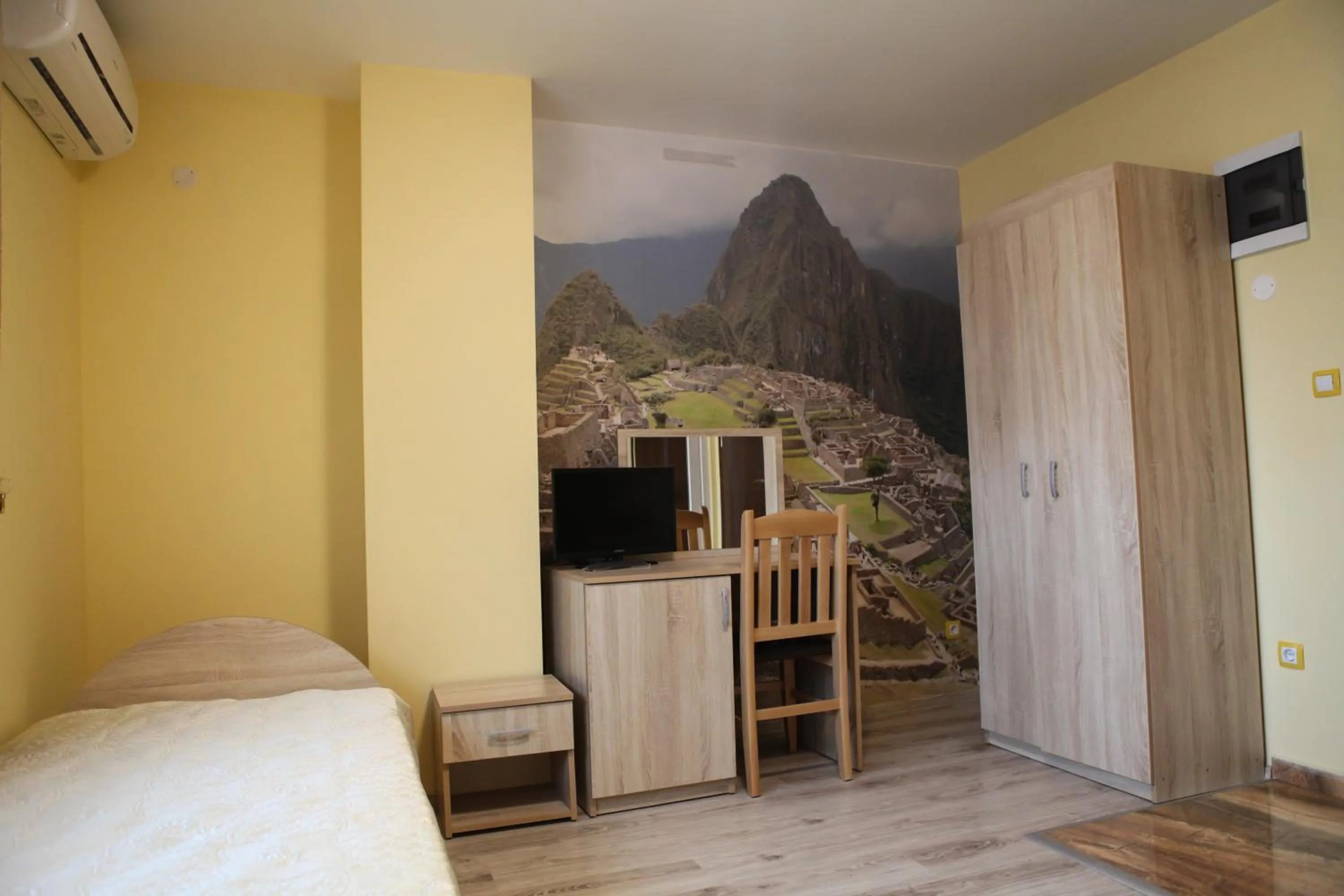 Bedroom, Bed in Meatsa Hotel