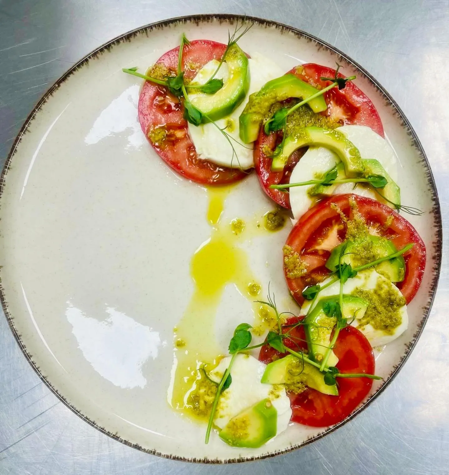 Restaurant/places to eat in Meatsa Hotel