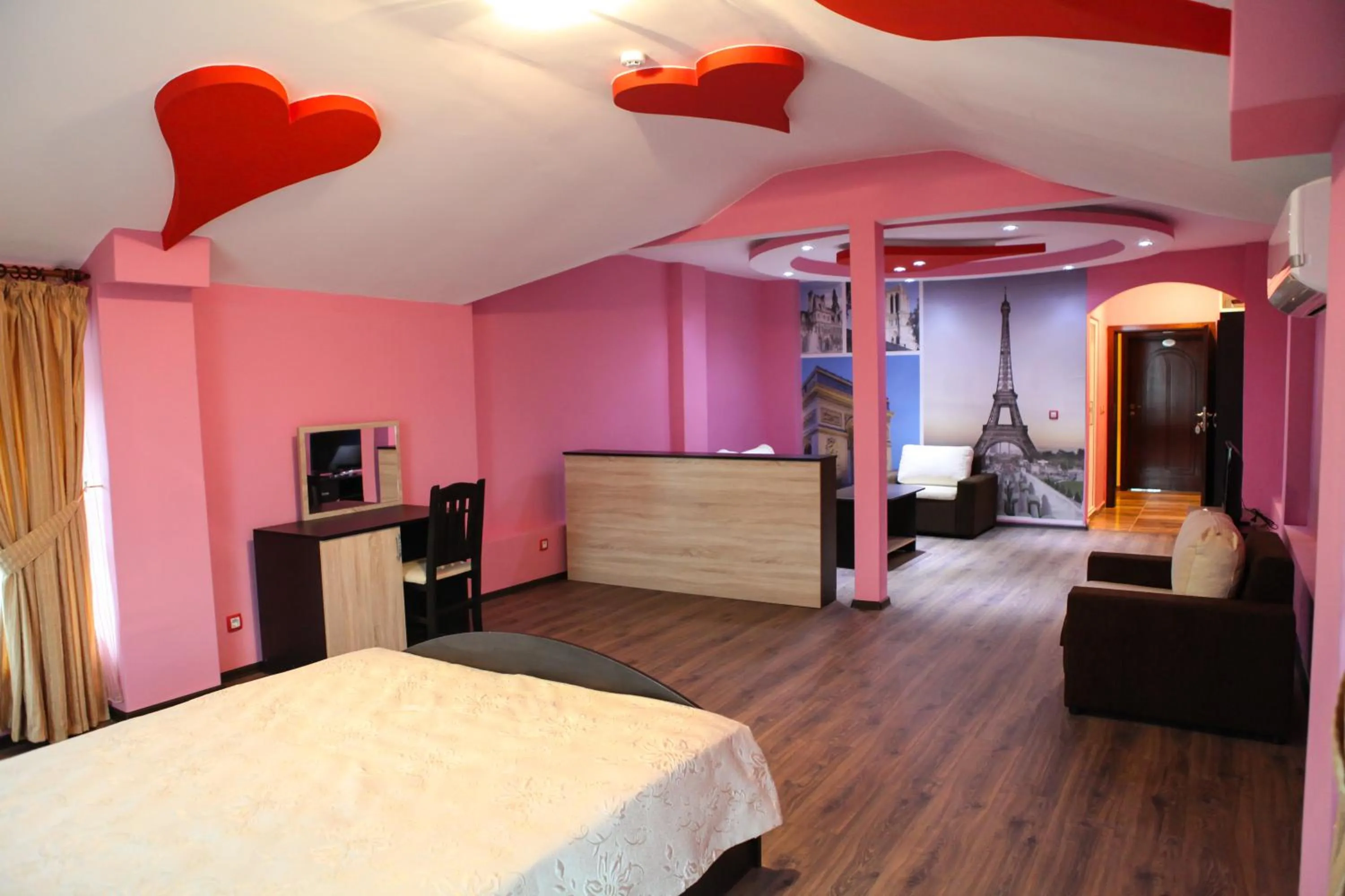 Bathroom, Bed in Meatsa Hotel