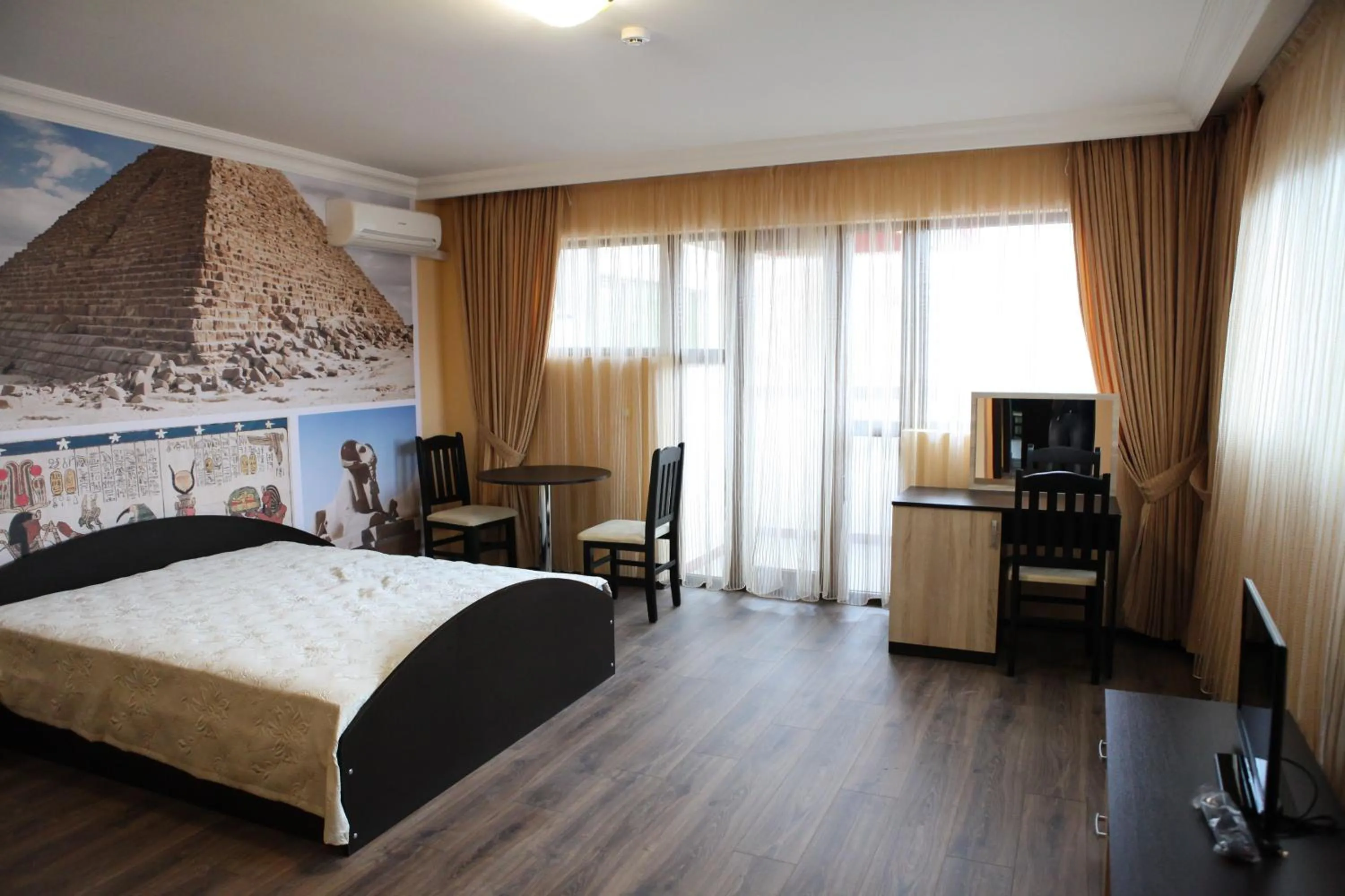 Bedroom, Bed in Meatsa Hotel