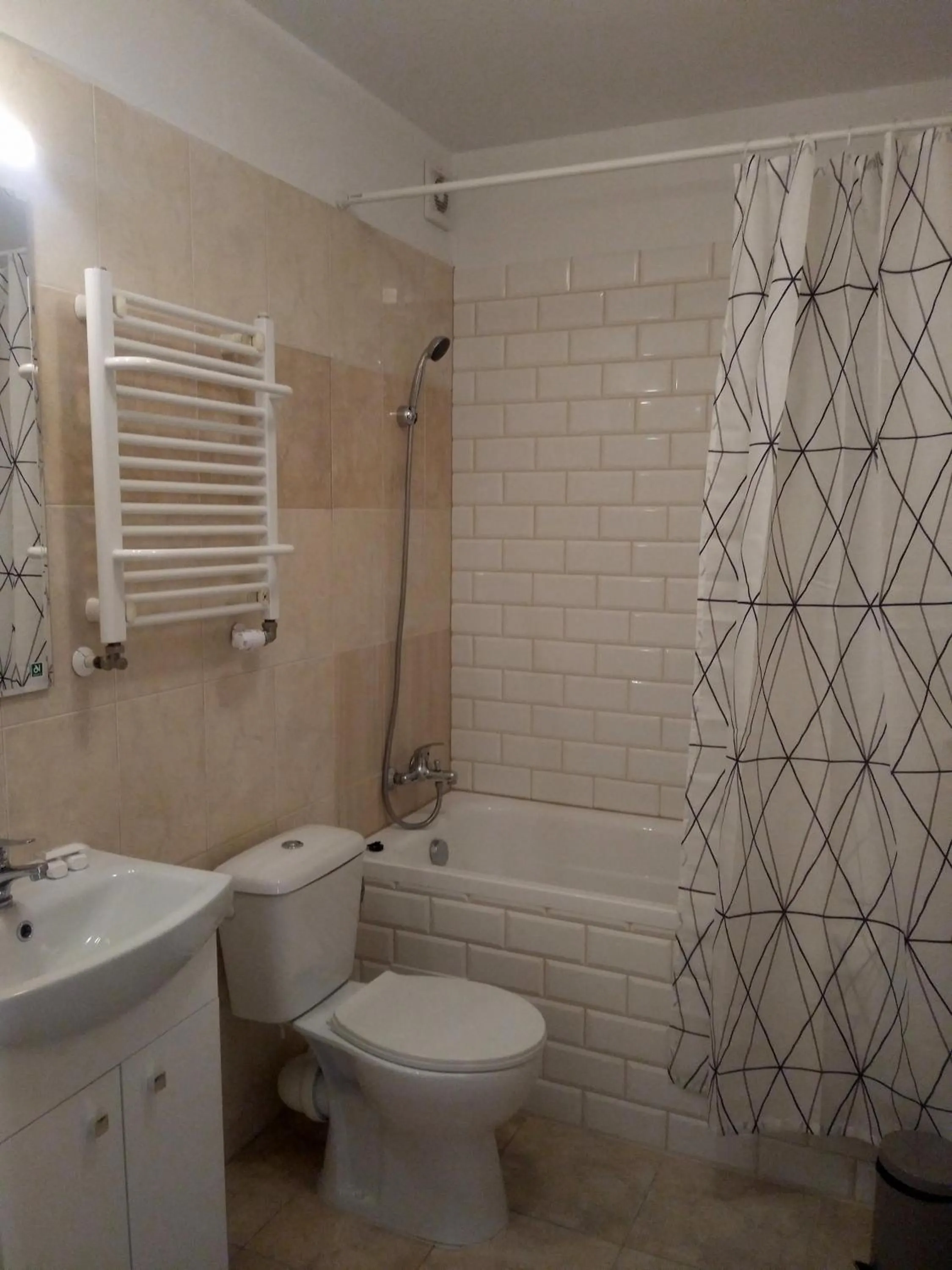 Bathroom in Warsaw Apartments Magnolie