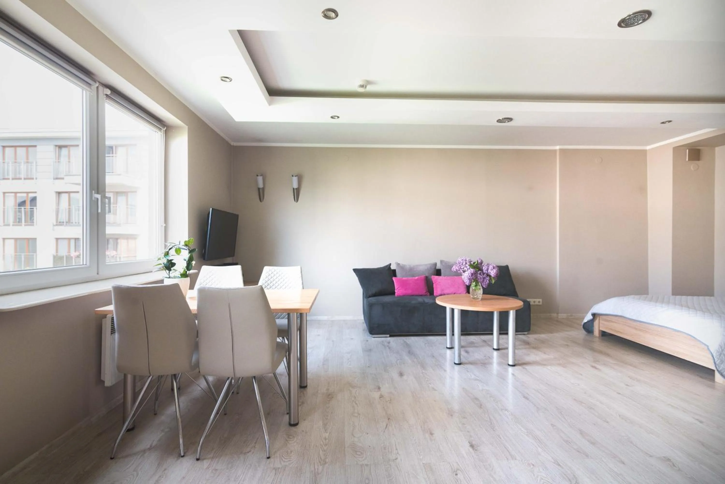 Bed in Warsaw Apartments Magnolie