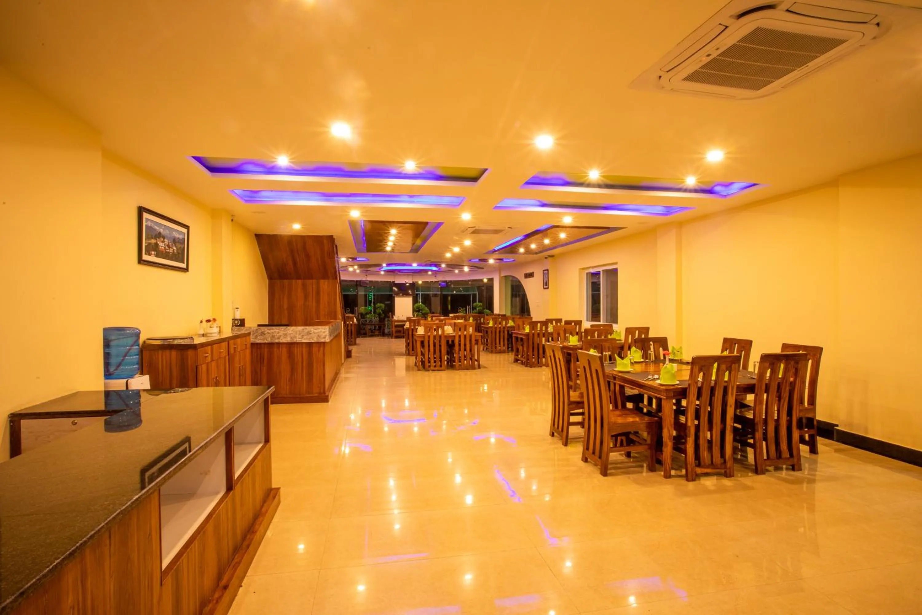 Restaurant/places to eat in Lumbini Green Resort