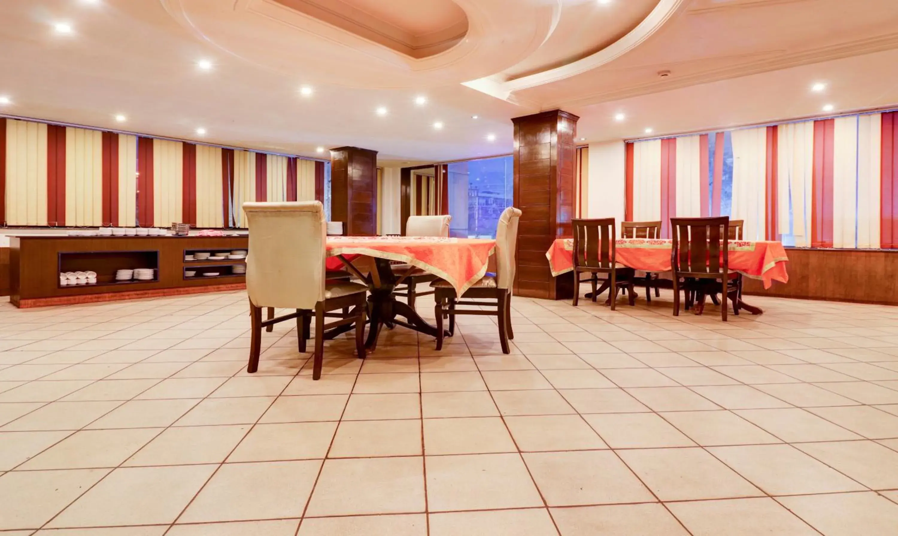 Restaurant/places to eat in Treebo Calista, Patel Nagar Restaurant/places to eat in Treebo Calista, Patel Nagar