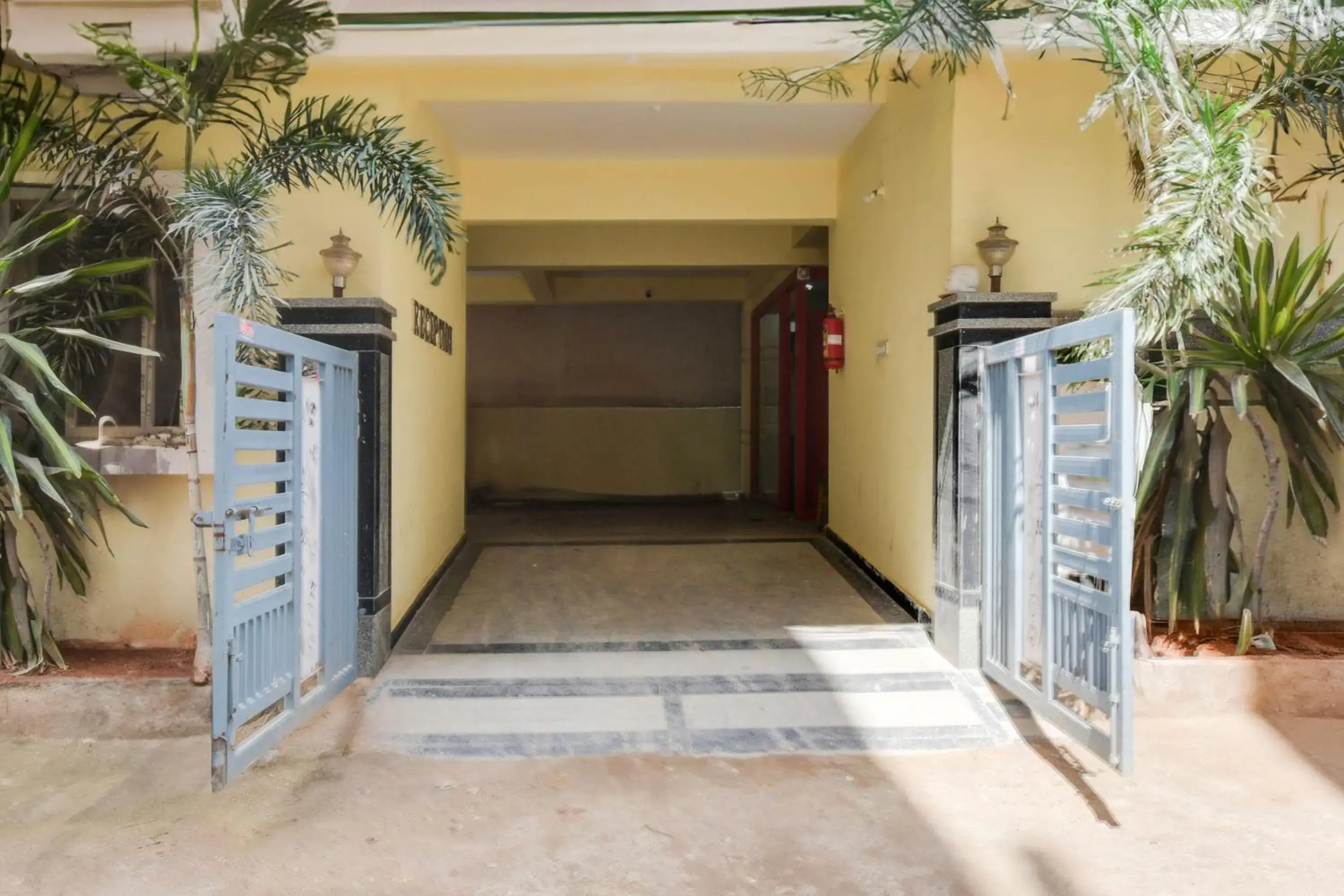 Facade/entrance in Super Townhouse Hitech City Madhapur Facade/entrance in Super Townhouse Hitech City Madhapur