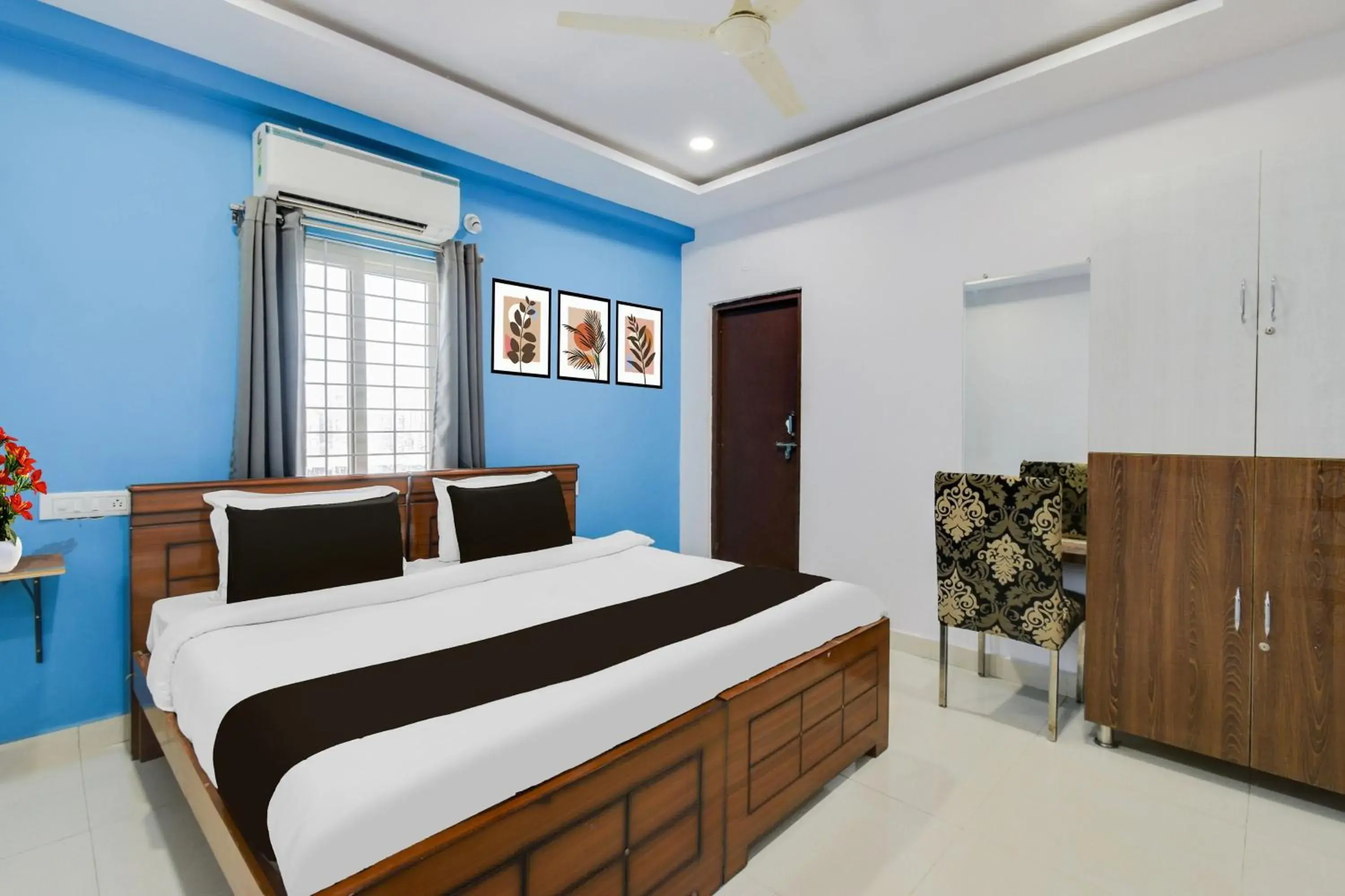 Bedroom, Bed in Super Townhouse Hitech City Madhapur Bedroom, Bed in Super Townhouse Hitech City Madhapur