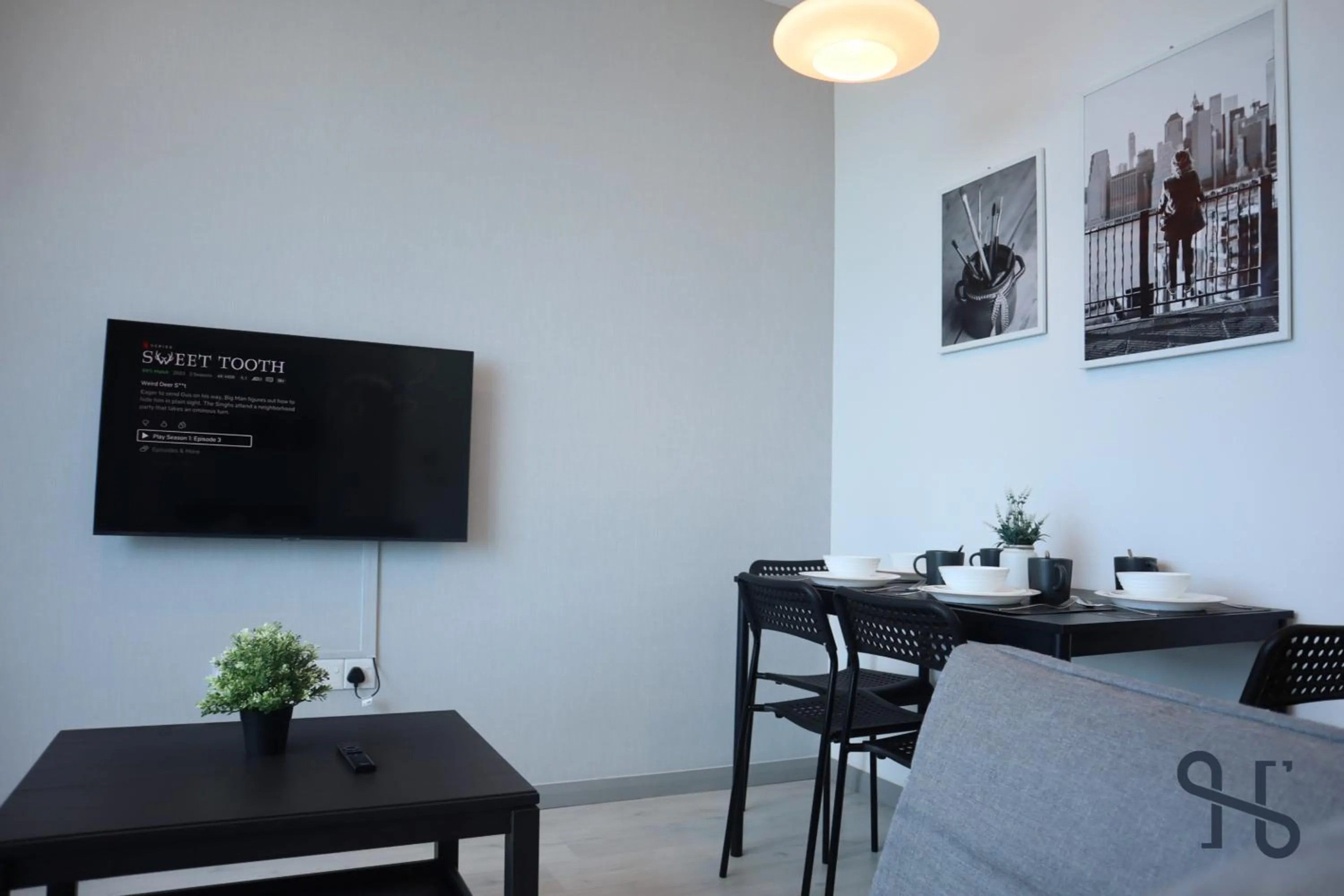 TV and multimedia in Homesuite' Home at Jesselton Quay