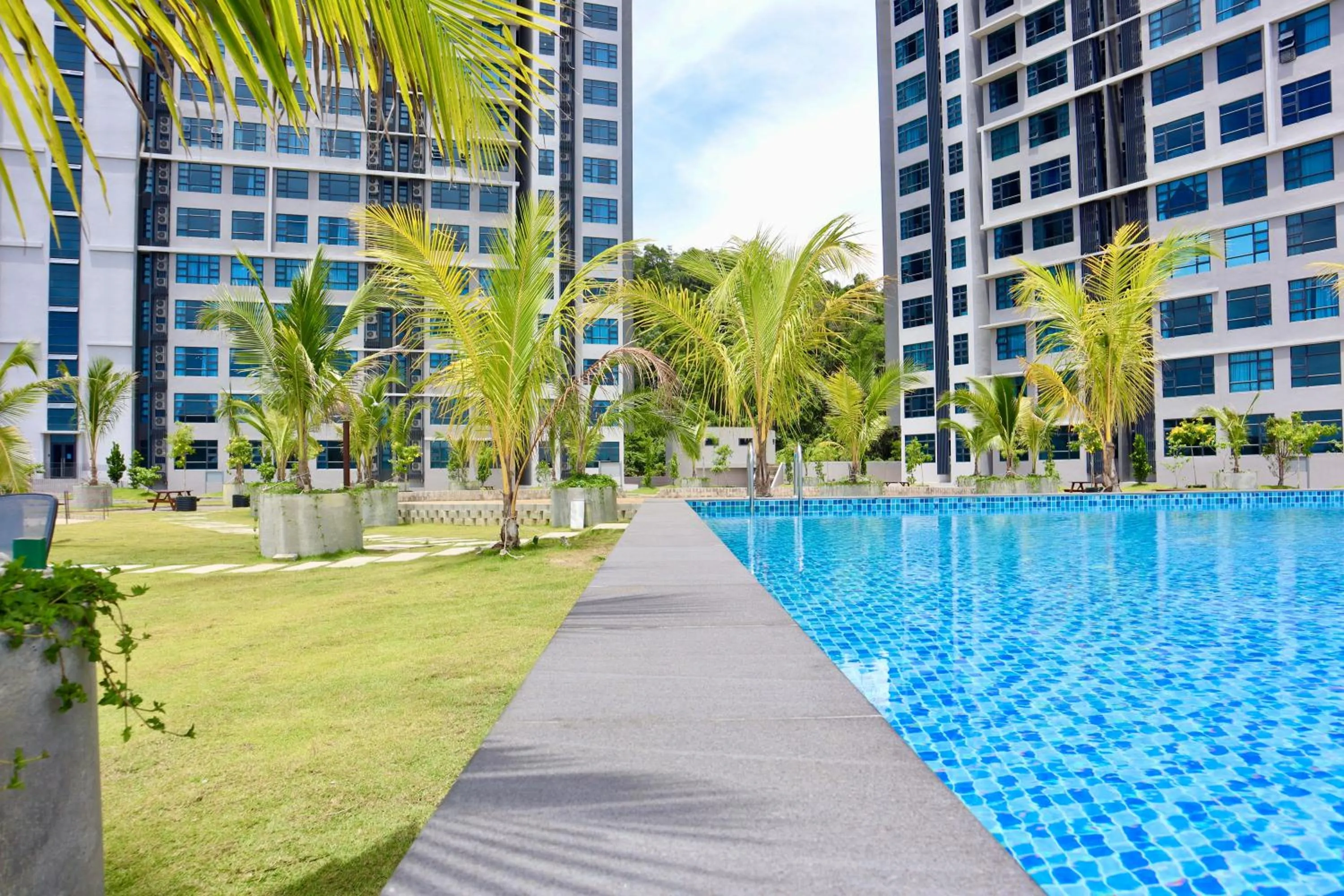 Swimming pool in Homesuite' Home at Jesselton Quay
