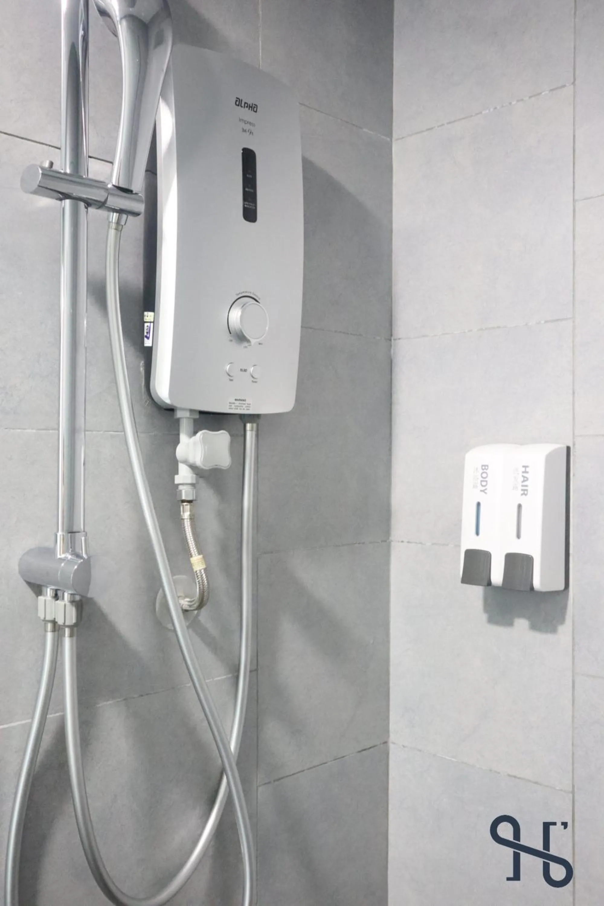 Shower in Homesuite' Home at Jesselton Quay