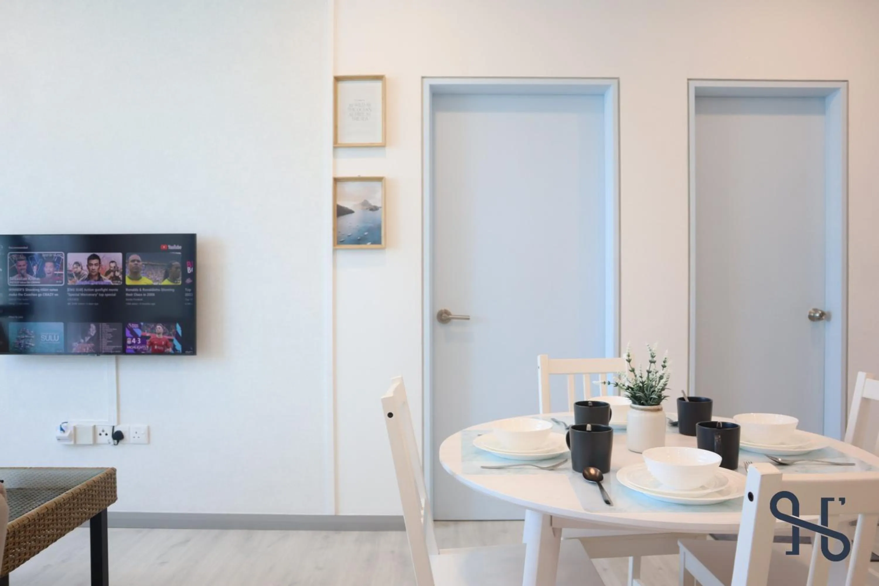 TV and multimedia in Homesuite' Home at Jesselton Quay