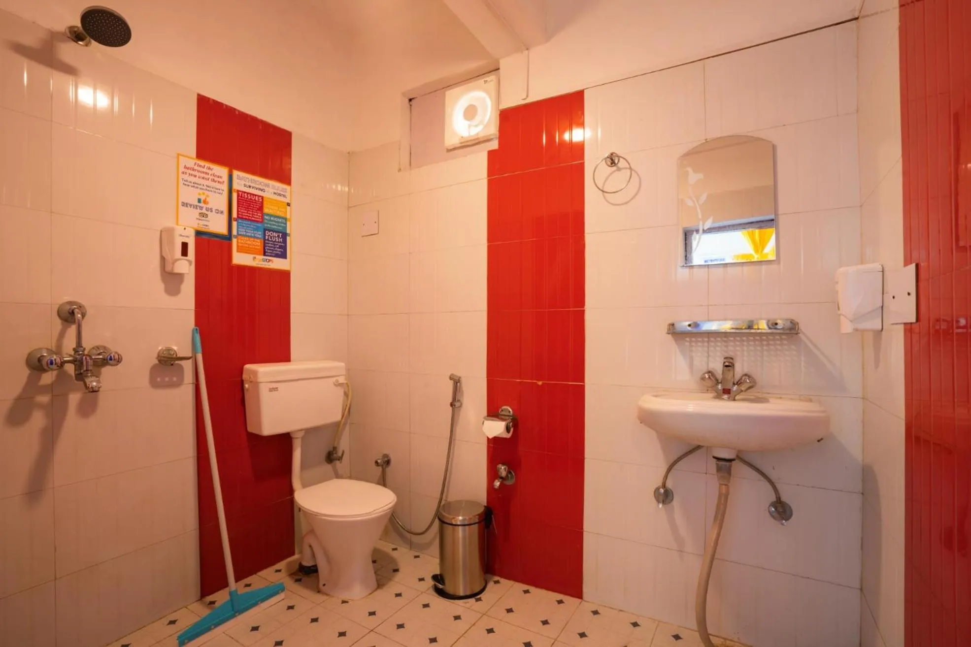Bathroom in goSTOPS Bir, Landing Site