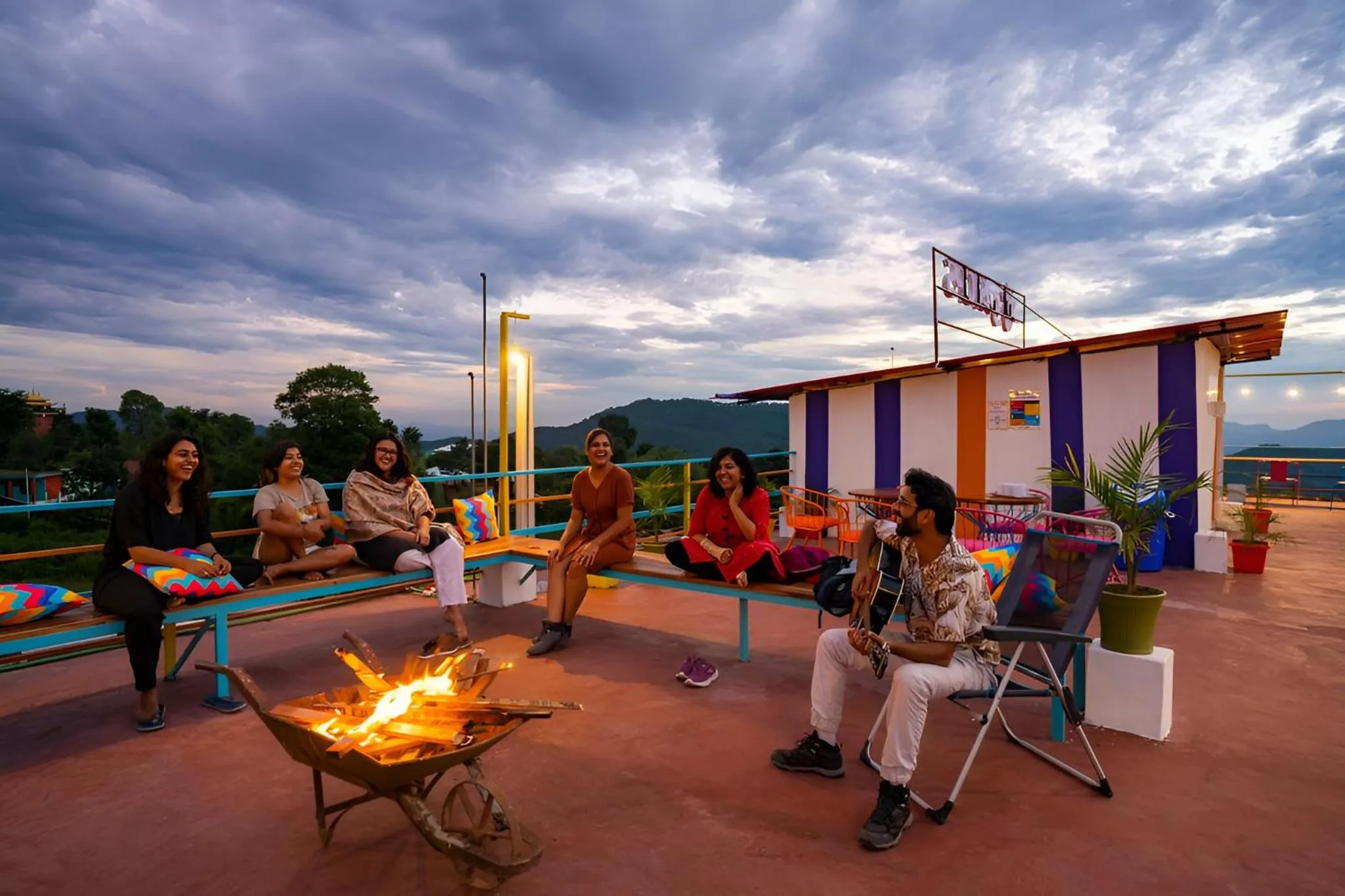 goSTOPS Bir, Landing Site