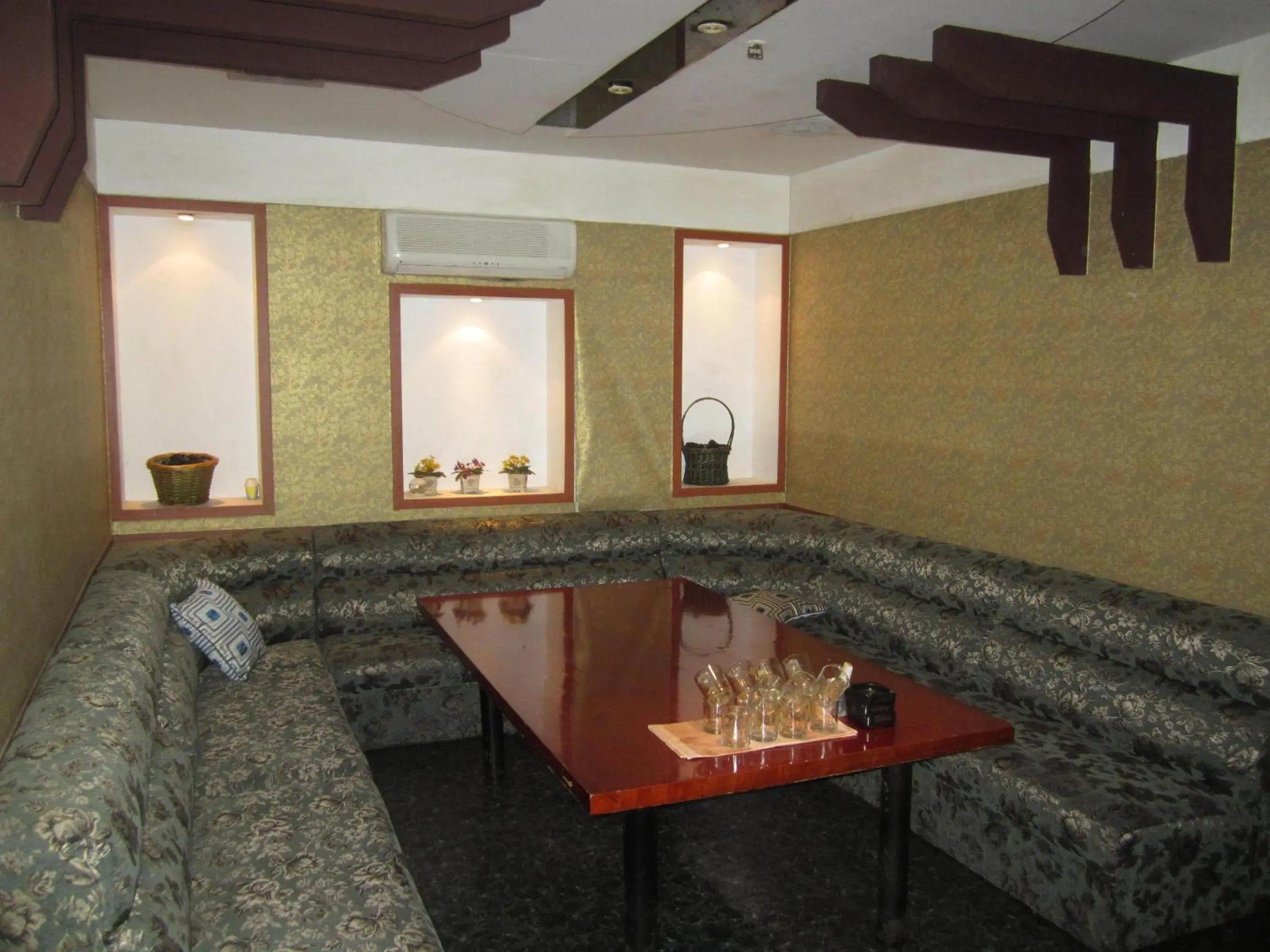 Lounge or bar in Jeju Olleh Hotel Lounge or bar in Jeju Olleh Hotel