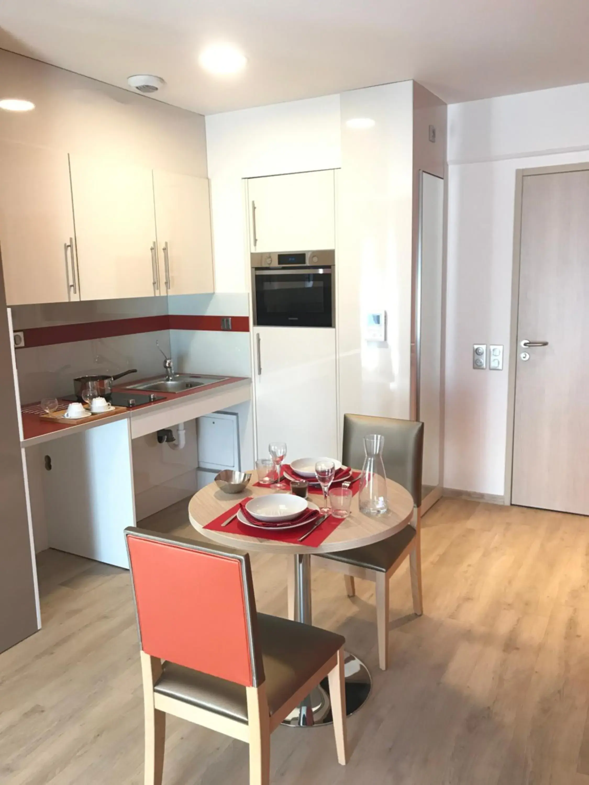 Twin Room in ZENAO MONTREUIL- Croix de Chavaux Twin Room in ZENAO MONTREUIL- Croix de Chavaux