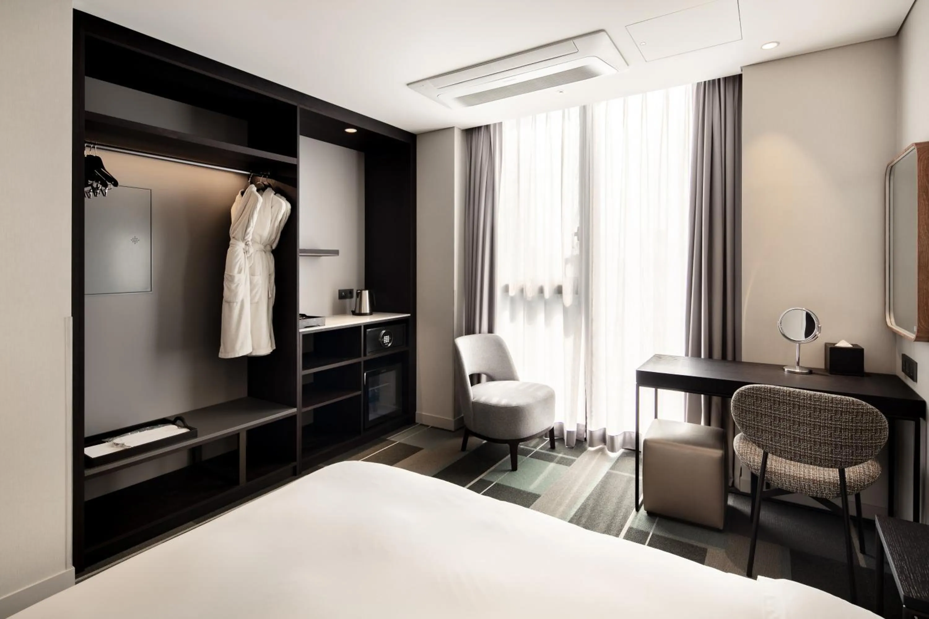 Photo of the whole room, Bed in G3 Hotel Chungmuro