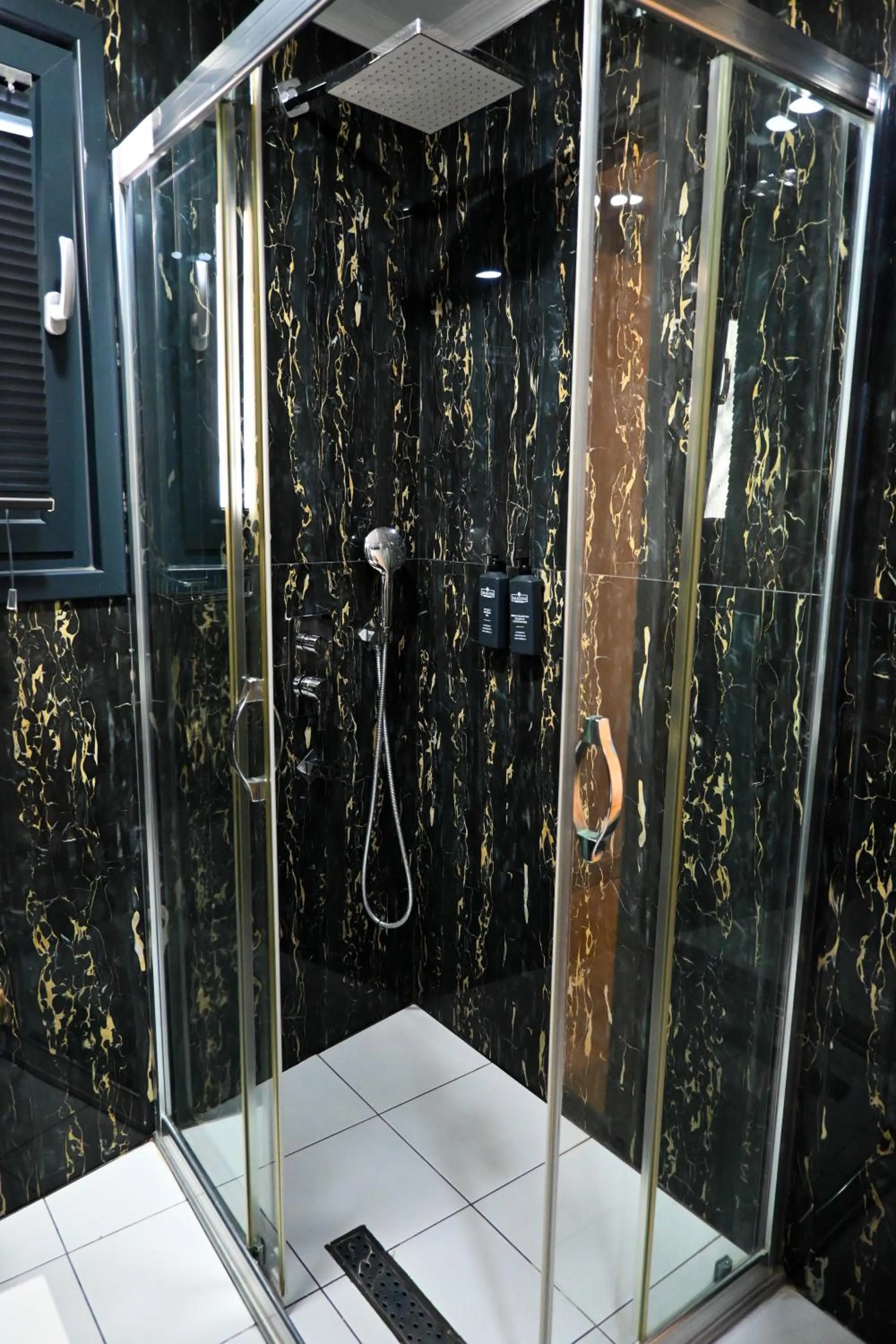 Shower in Imagine Hotel-Special Category