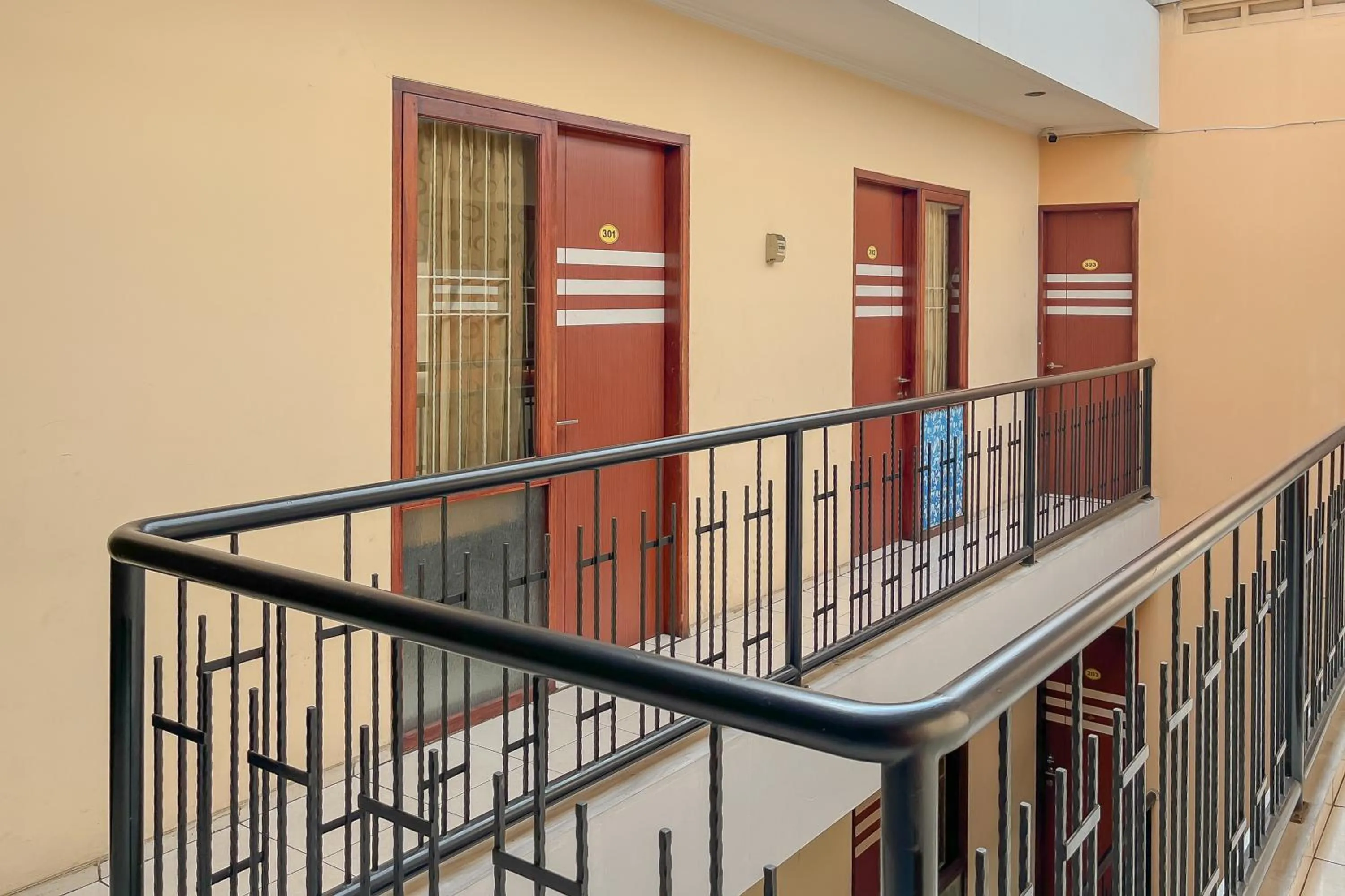 Property building in Pondok Metro RedPartner